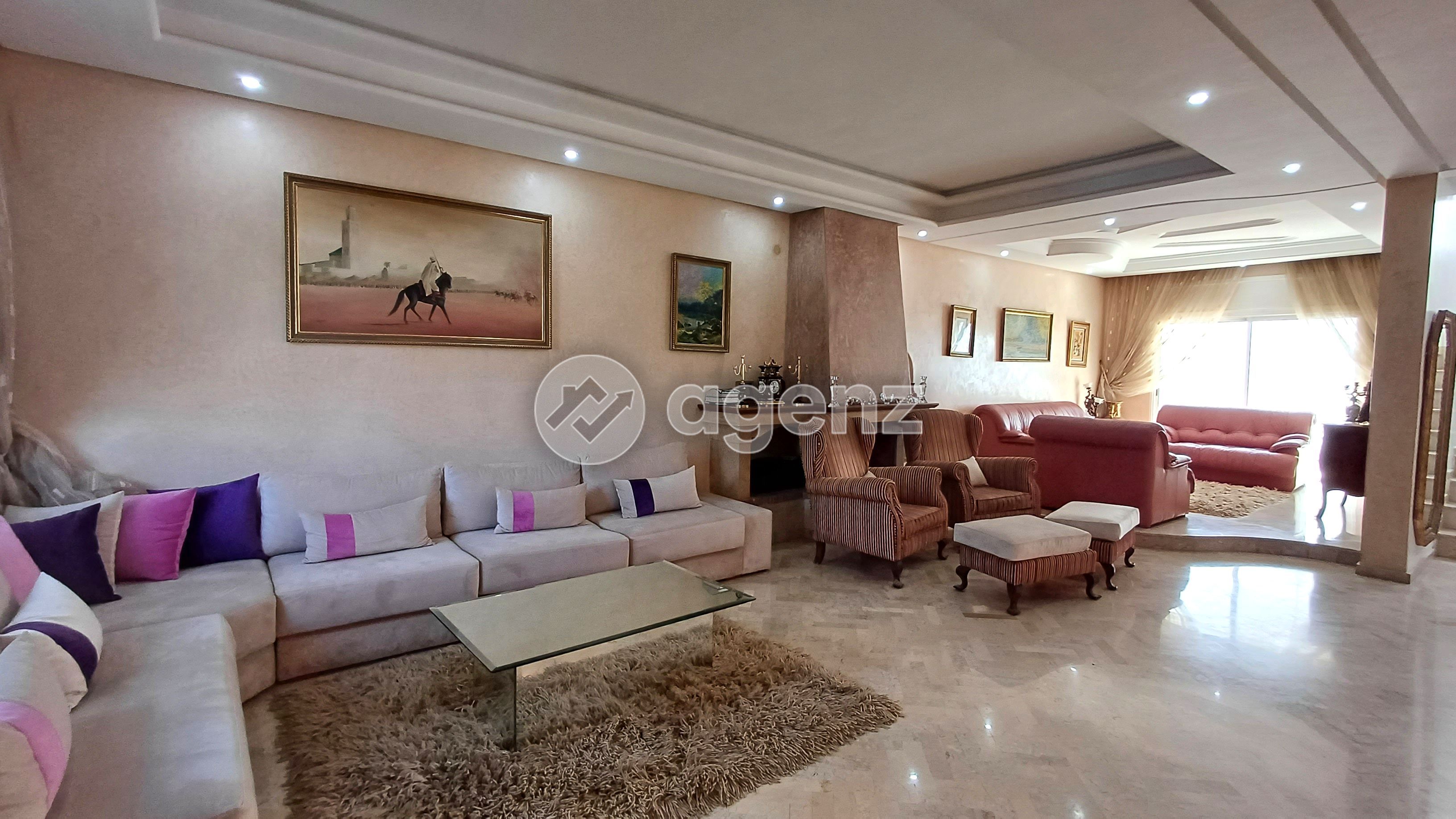 Villa à vendre à Hay Al Fath