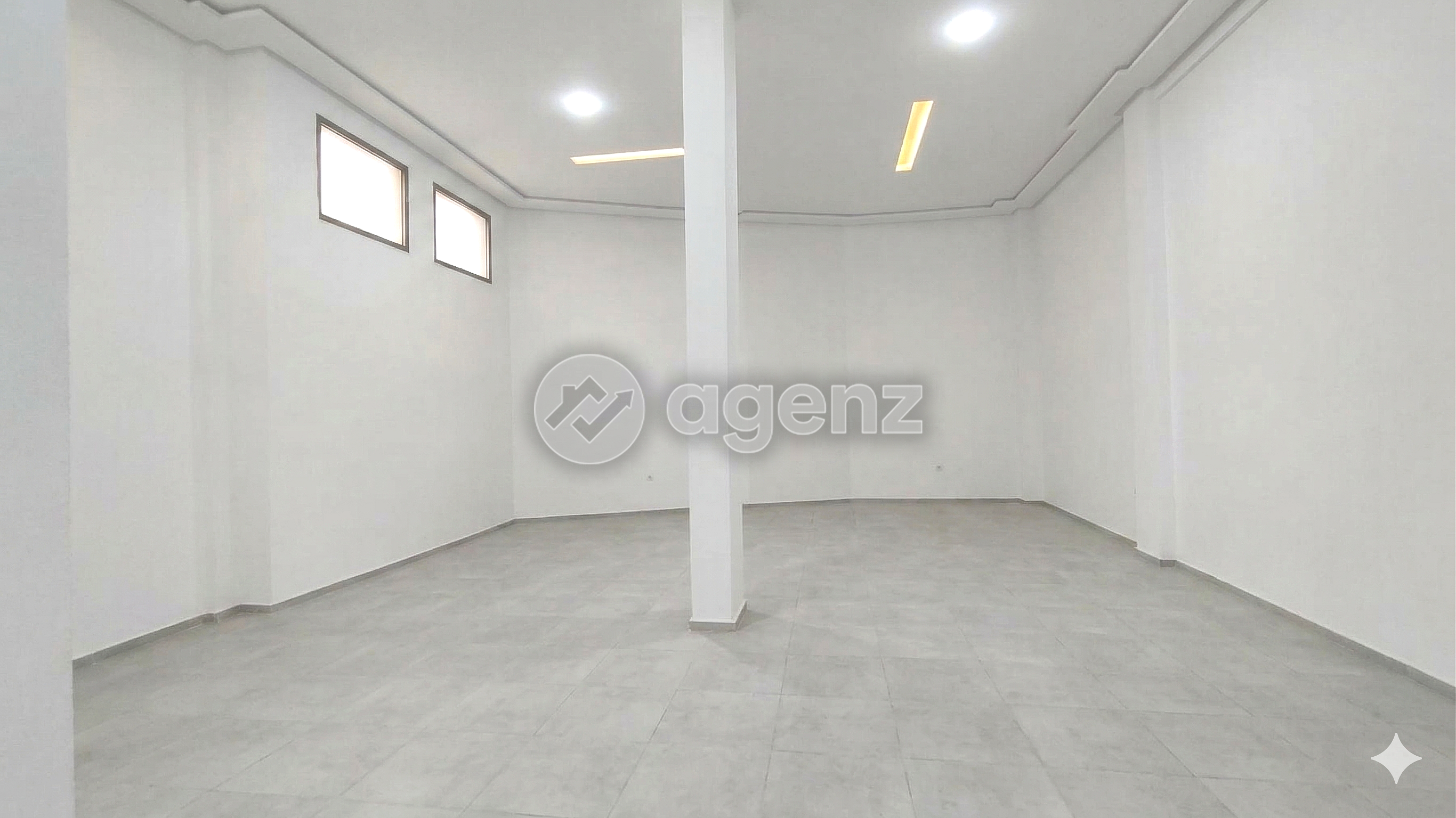 Commerce de 165 m² à Aïn Sebaâ - Casablanca