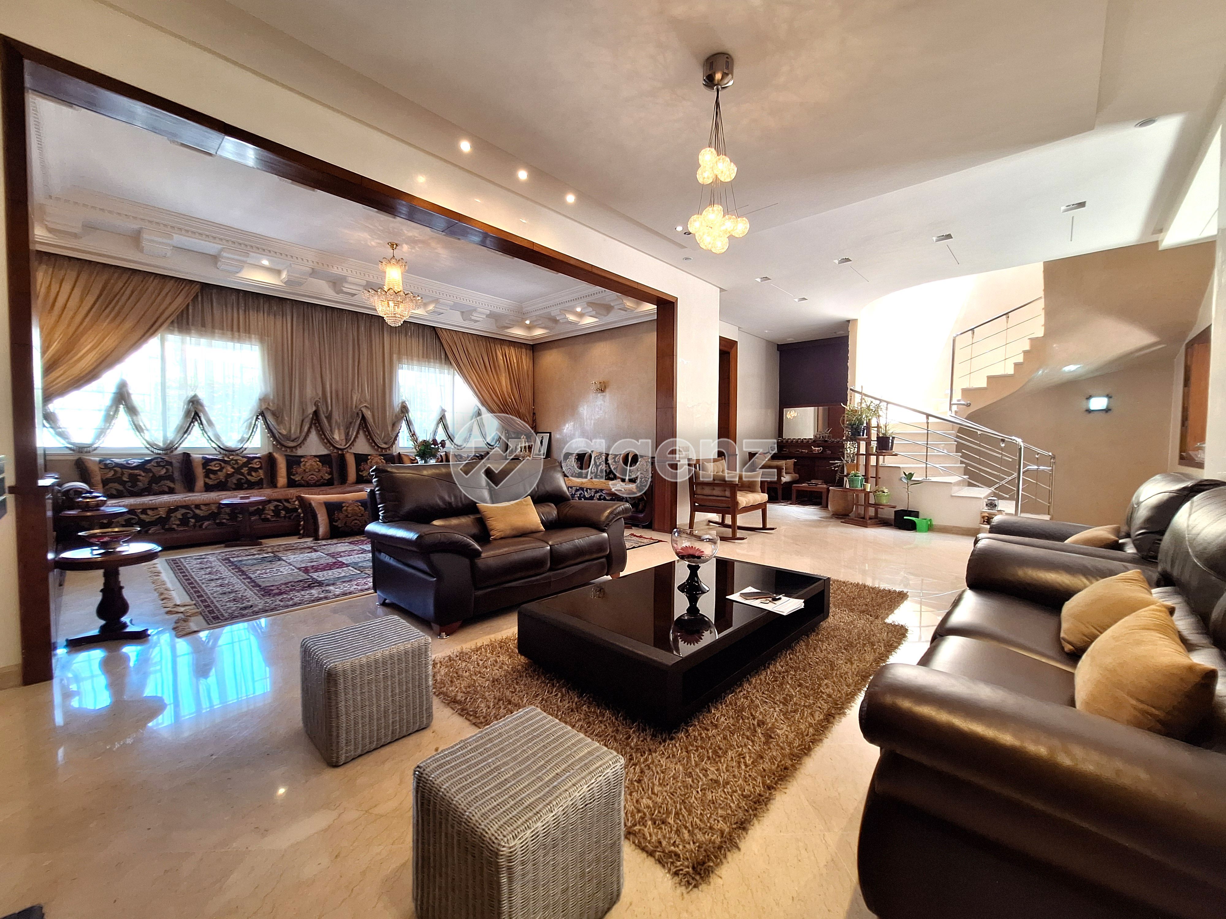 Villa à vendre à Al Mostakbal