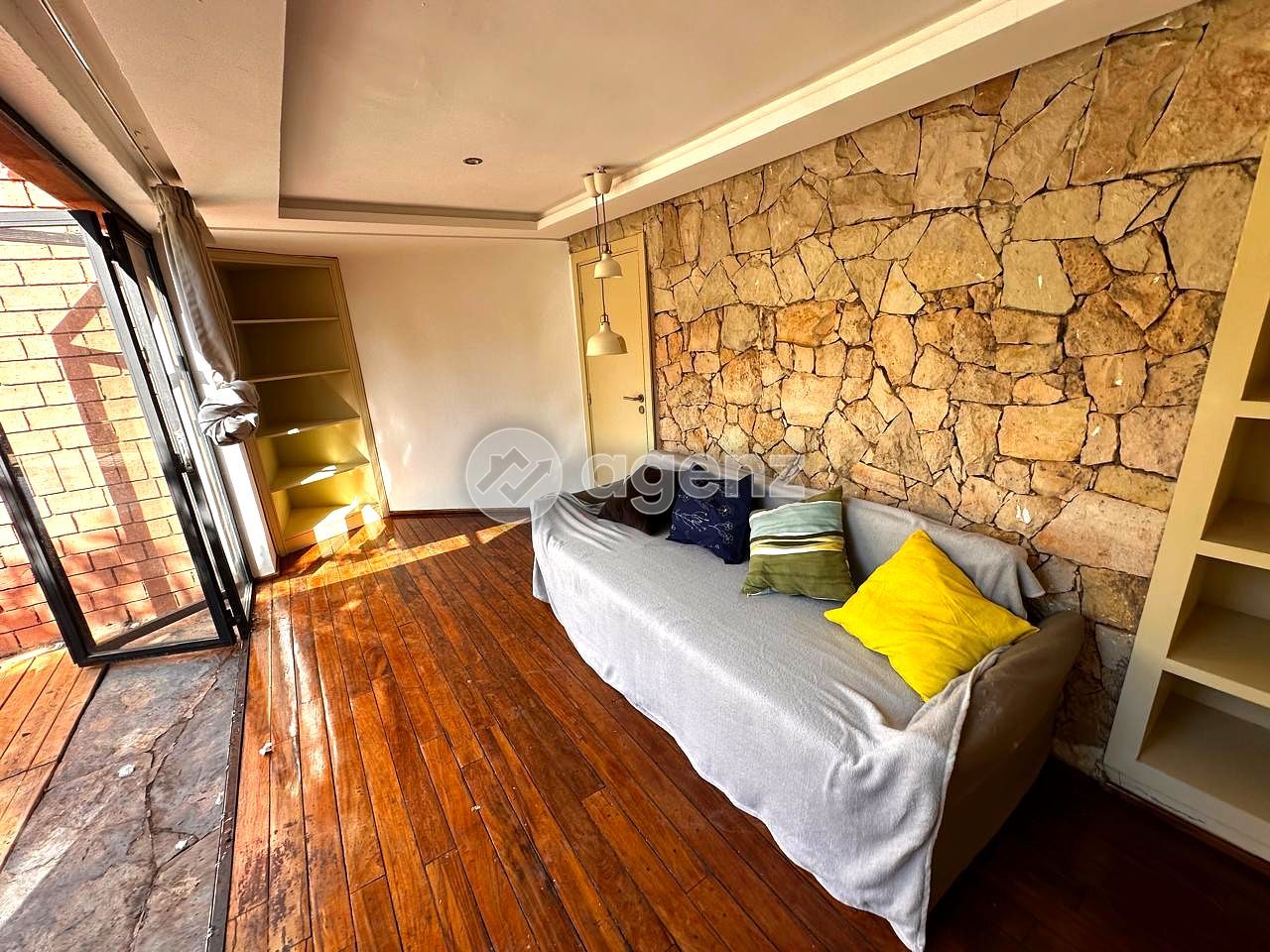 Villa à vendre à Ennakhil (Palmeraie) — 5