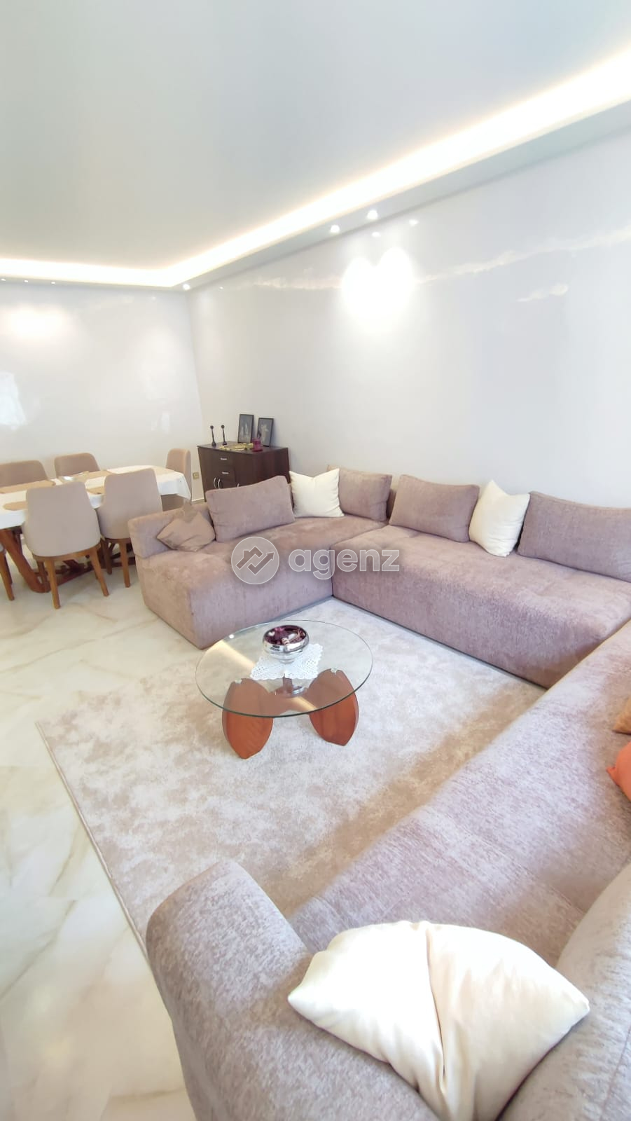 Appartement rénové à vendre – Racine Extension | 109 m² avec parking titré — 2