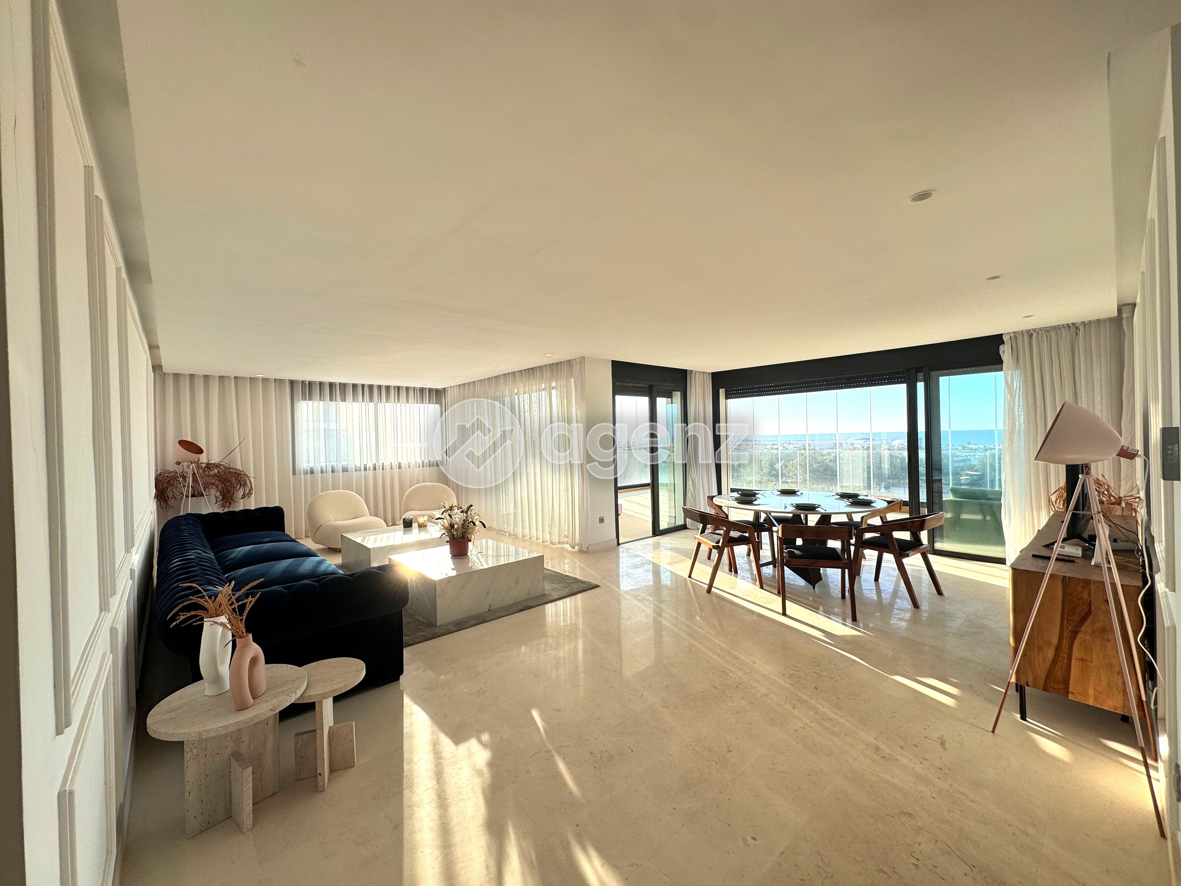 Appartement à louer à Ain Diab Extension — 5