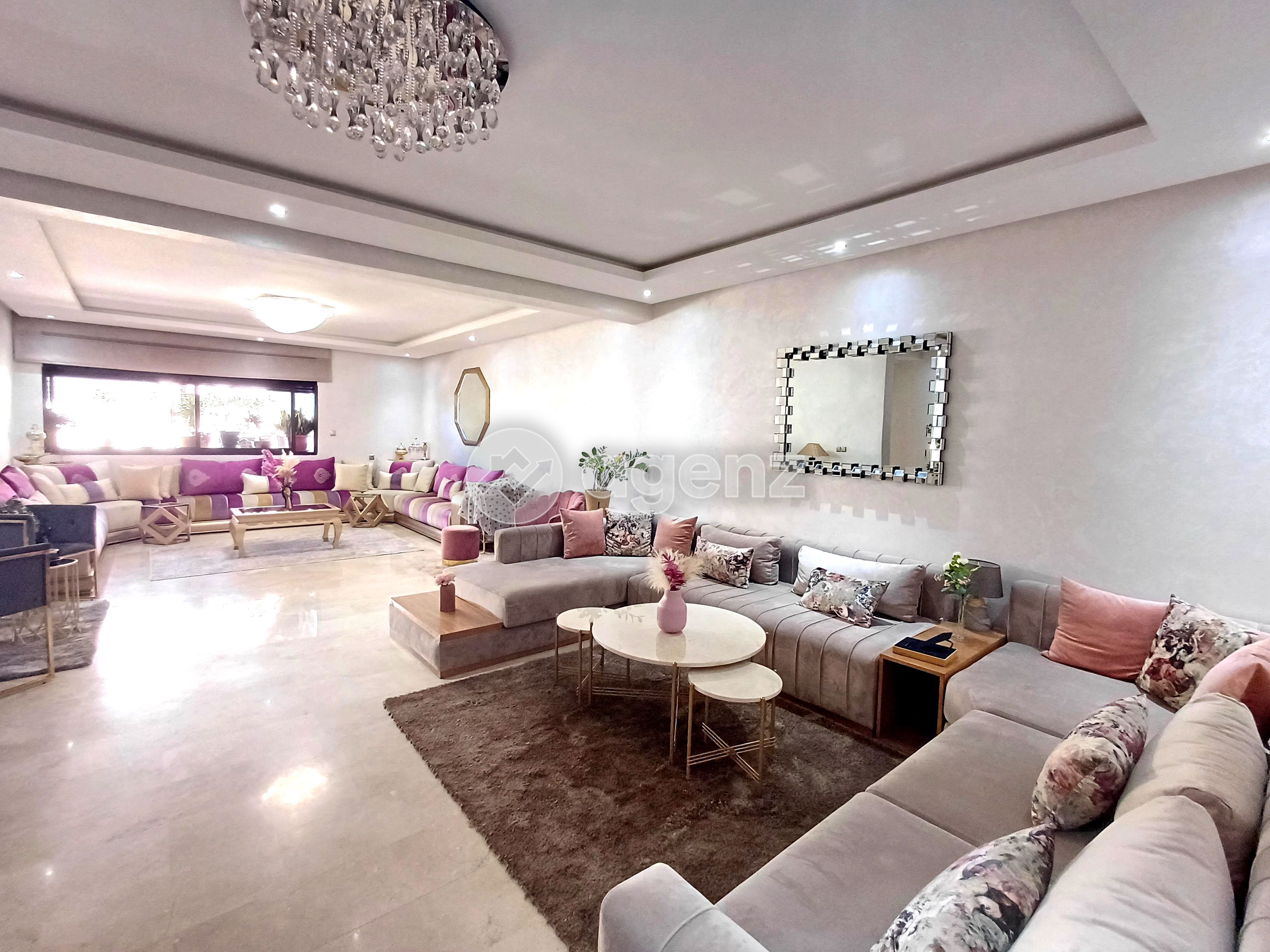 Appartement à vendre à 2 Mars — 3