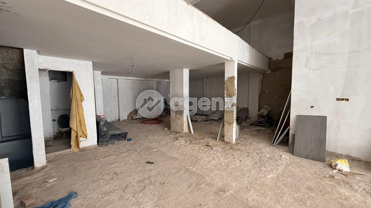 Authentique Commerce à vendre à Maârif — 2