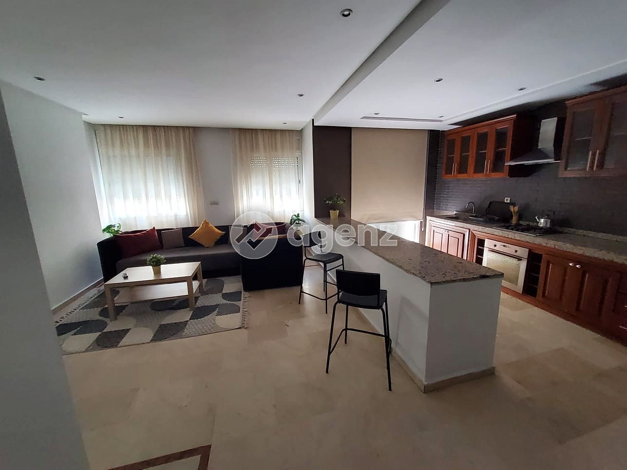 Élégant Appartement de 2 chambres à louer à Val Fleurie — 3