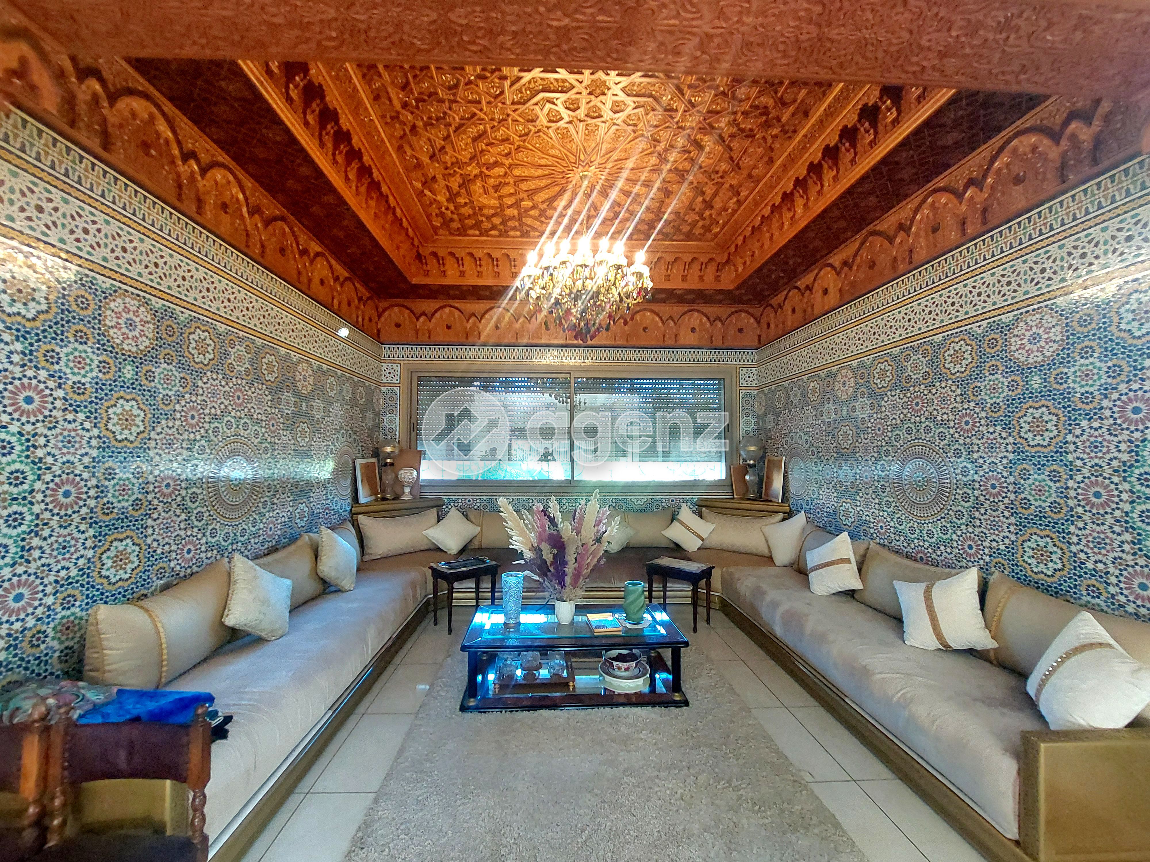 VILLA FAMILIALE AVEC PISCINE ET PUITS – VAL D’ANFA — 3