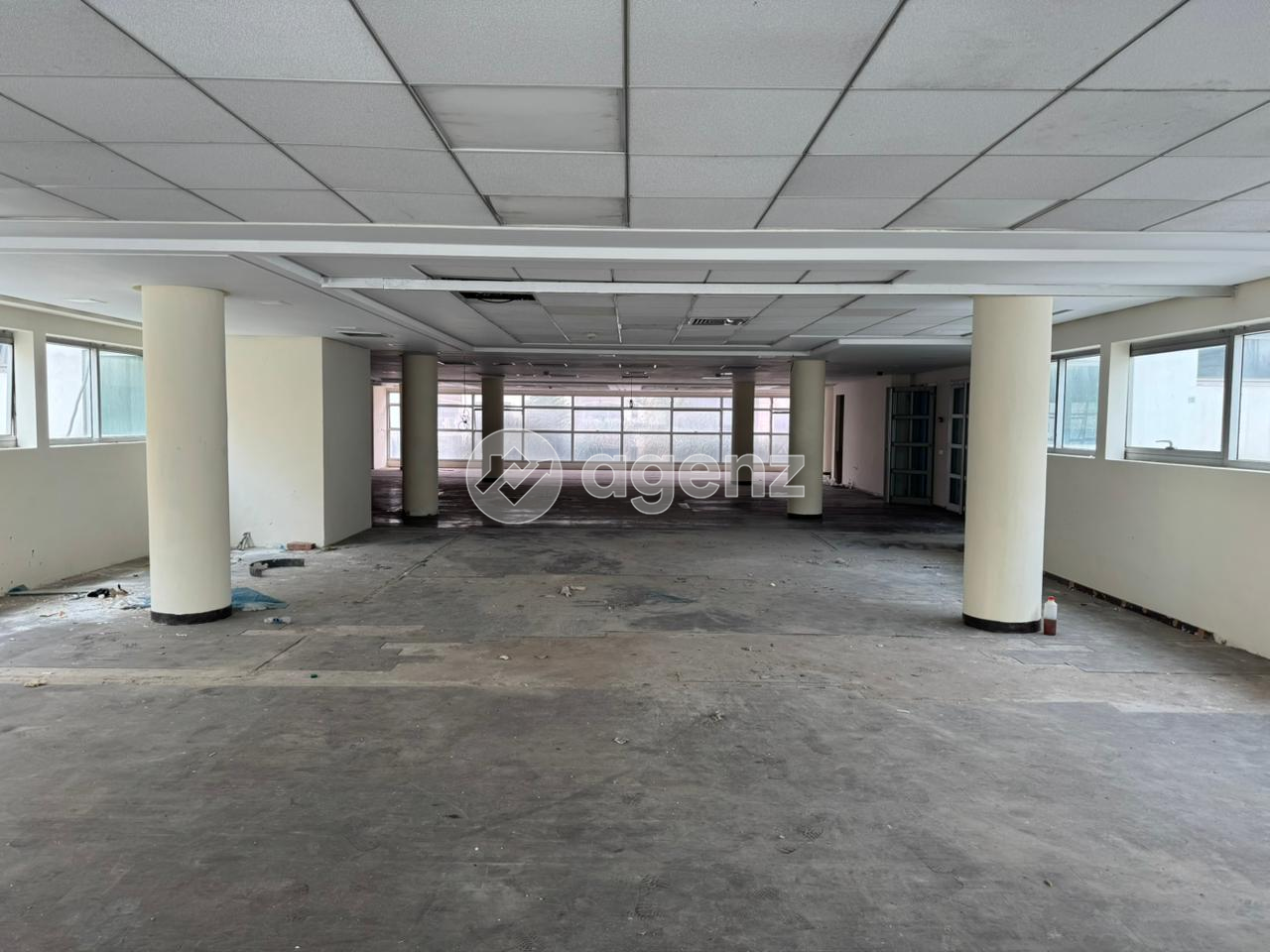 Adresse d’Exception à Casablanca – Bureau de 350 m² à louer au cœur d’un pôle d’affaires dynamique — 5