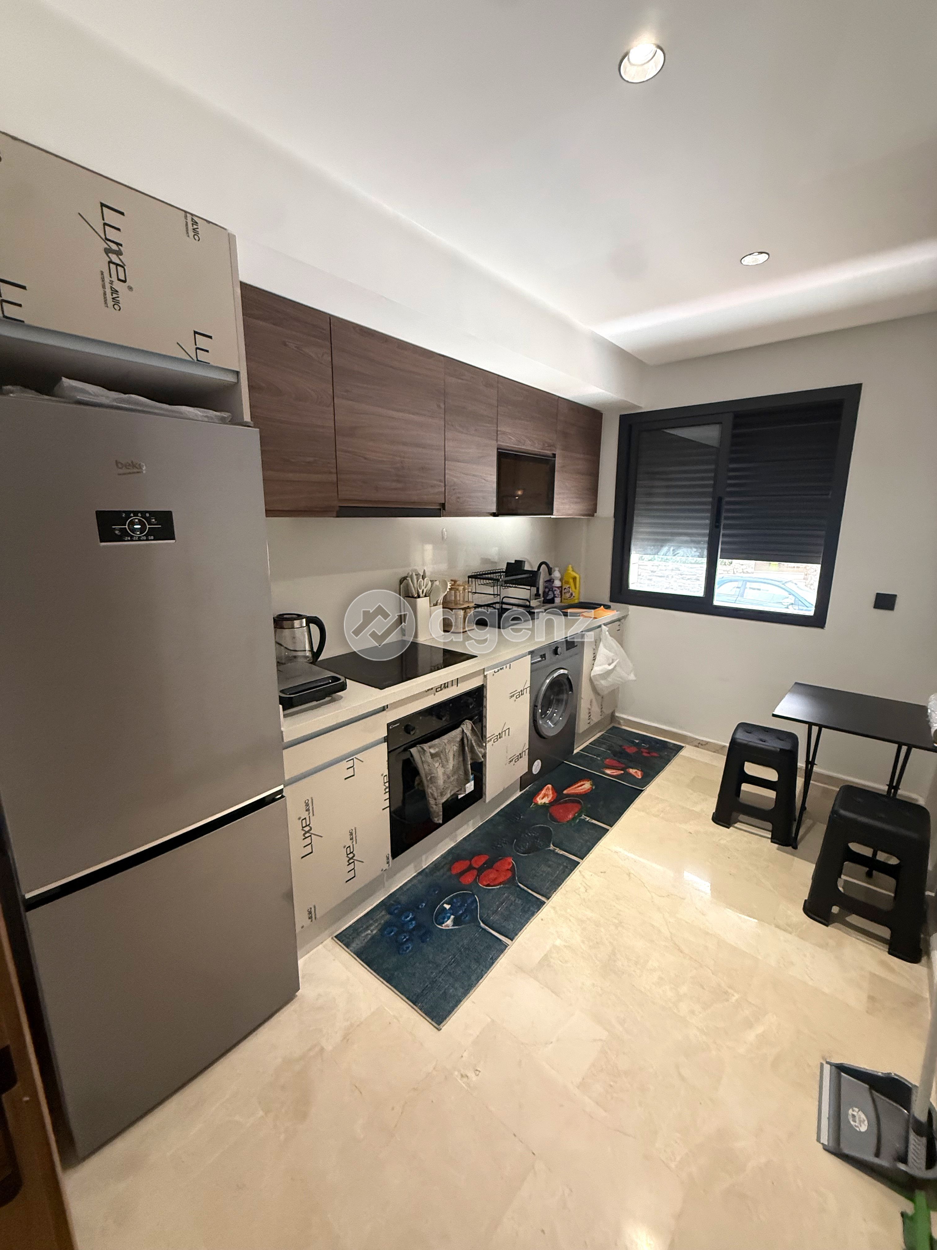 Authentique Appartement de 1 chambre à louer — 2