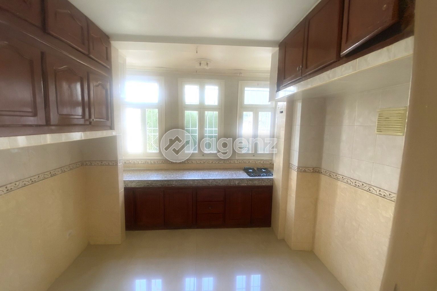 PROFITEZ D’UN APPARTEMENT SANS VIS-À-VIS — 3