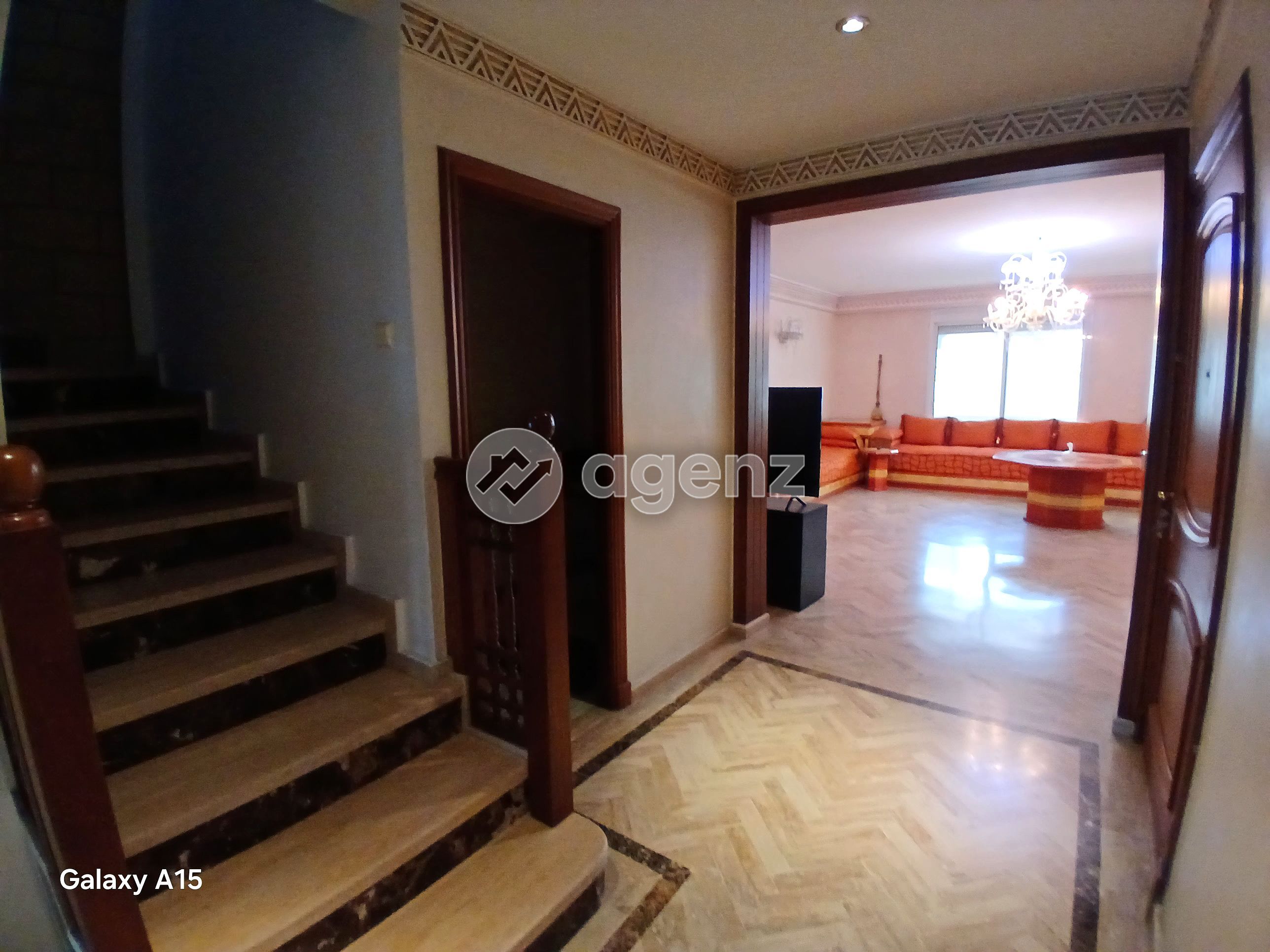 Luxueux Appartement de 4 chambres à vendre à Racine — 2