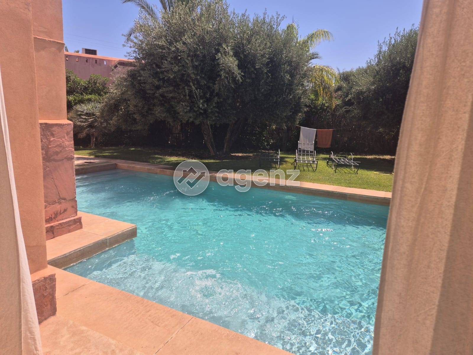 Authentique Villa de 4 chambres à vendre à Ennakhil (Palmeraie) — 5
