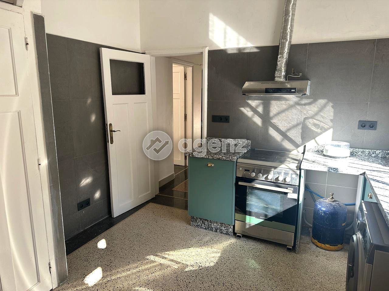 Prestigieux Villa de 2 chambres à louer à Oasis — 5