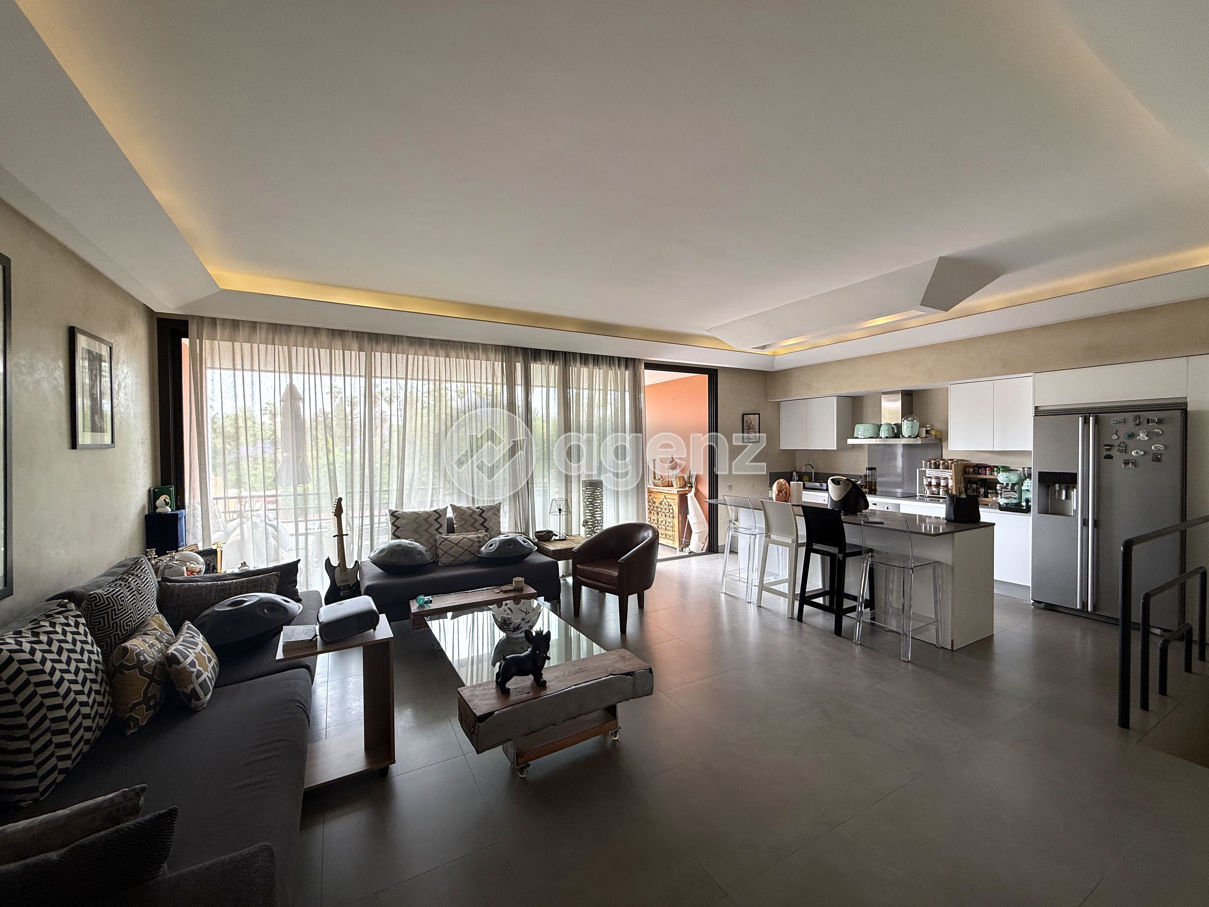 Duplex à louer Marrakech — 2 suites, vue sur les Jardins Majorelle, 2 terrasses, parking — 3