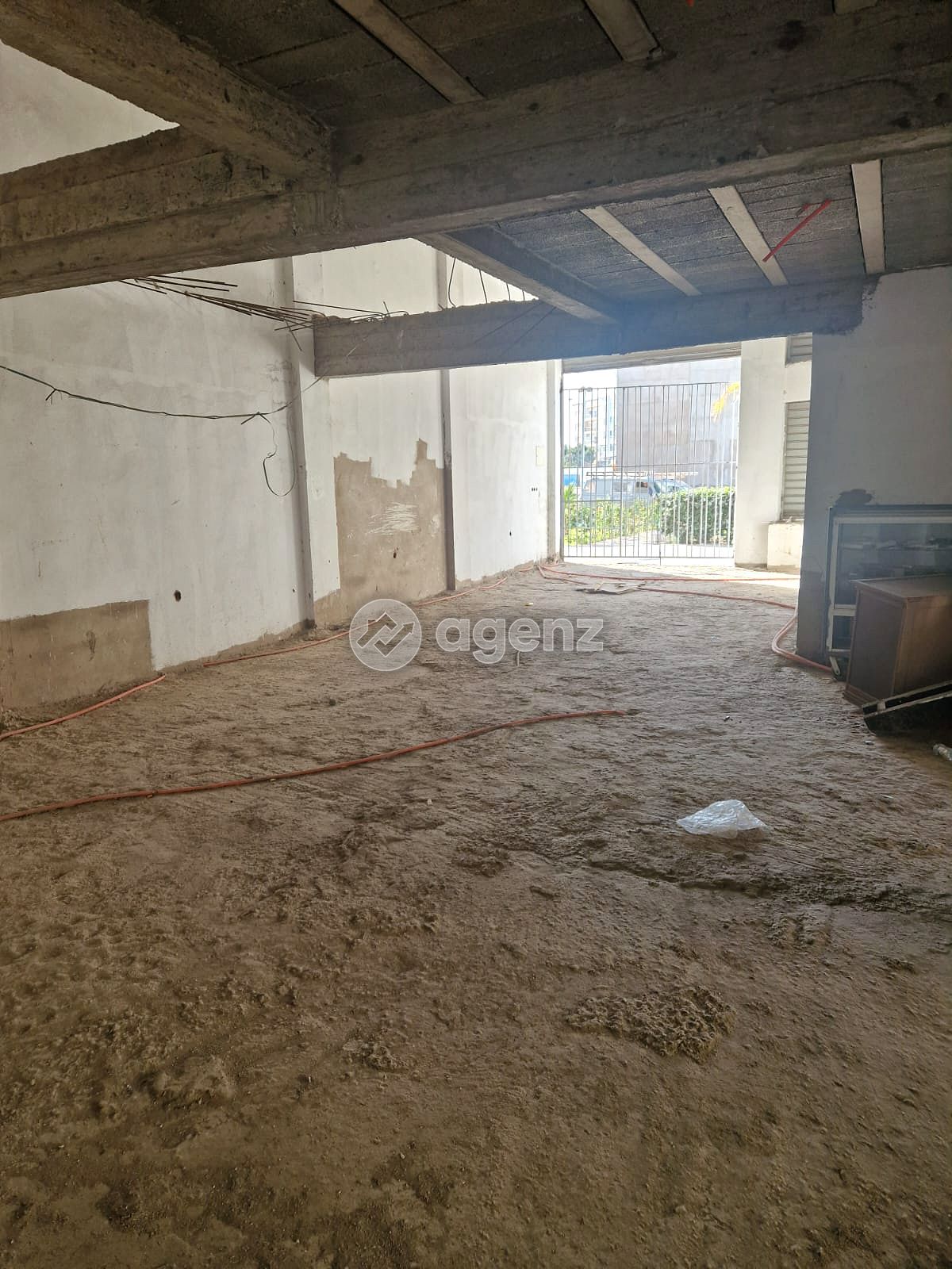 Commerce de 252 m² à Bouskoura — 5