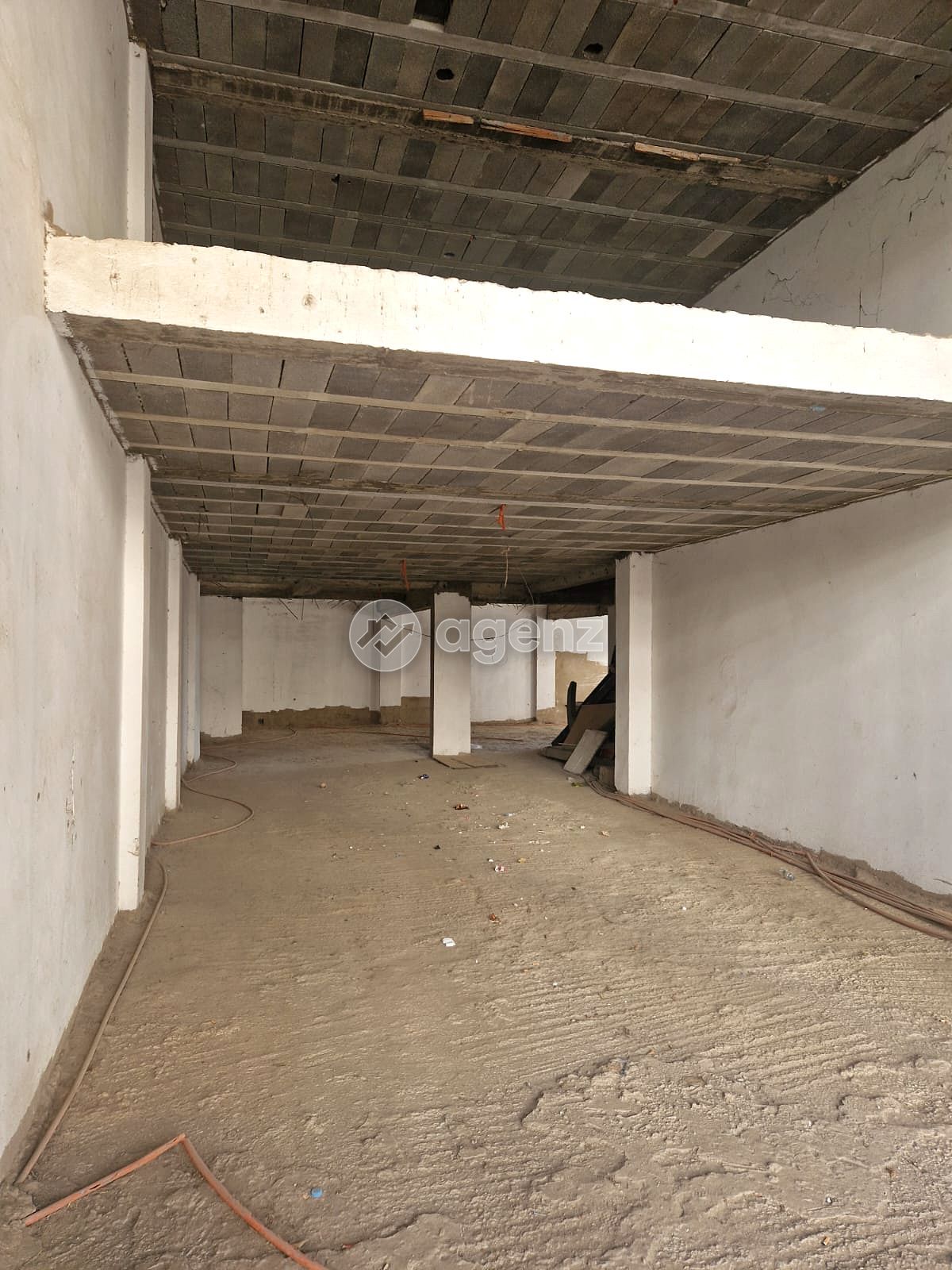 Commerce de 252 m² à Bouskoura