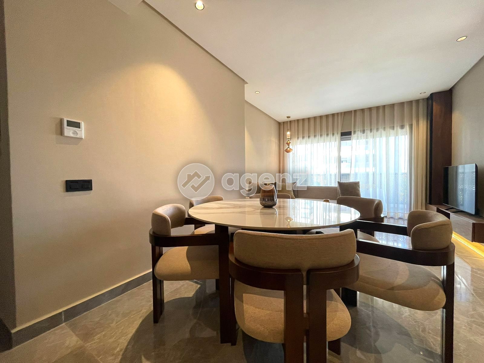 Studio En Location Meublé Sur Casa Finance City — 3