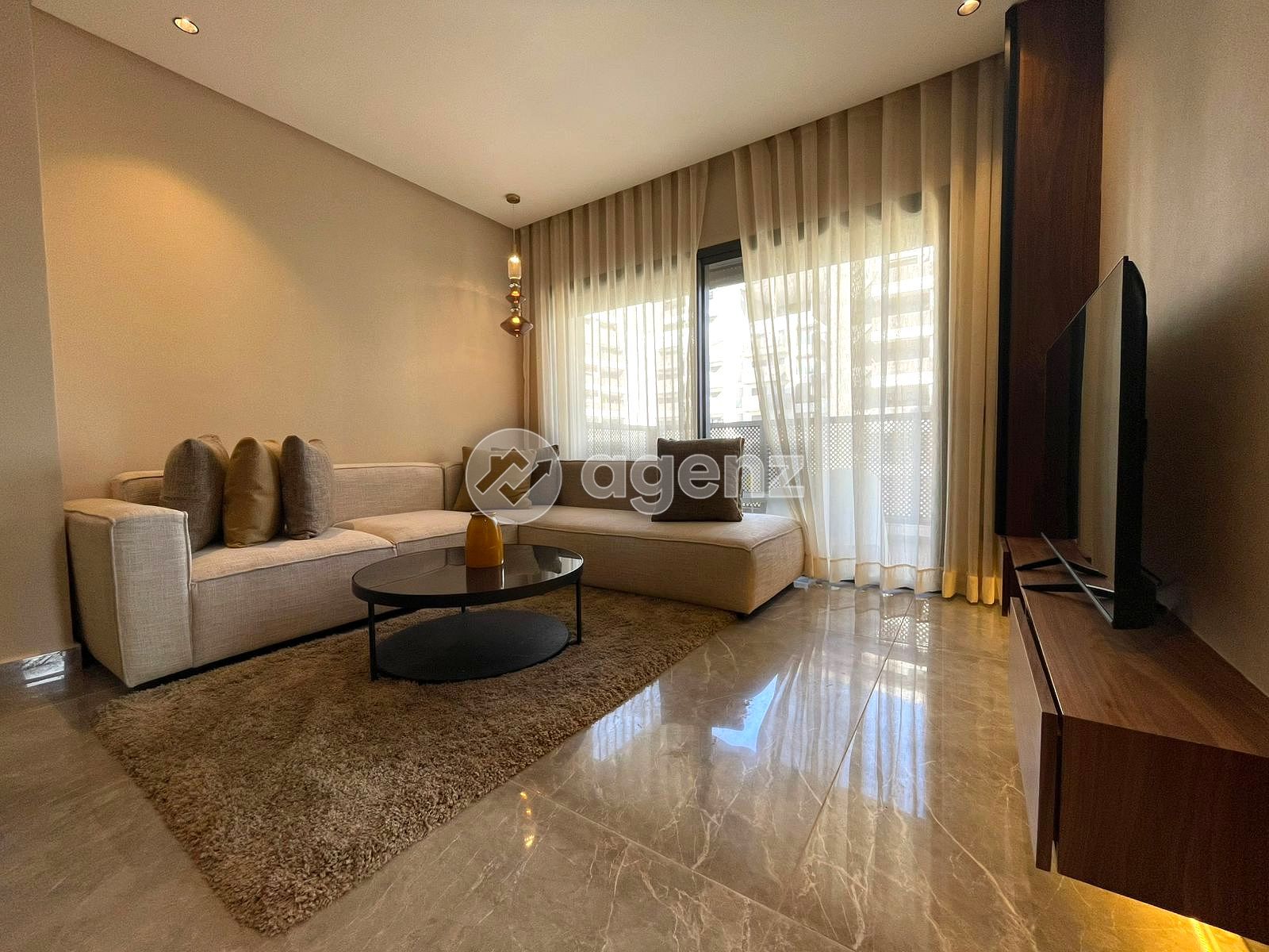 Studio En Location Meublé Sur Casa Finance City