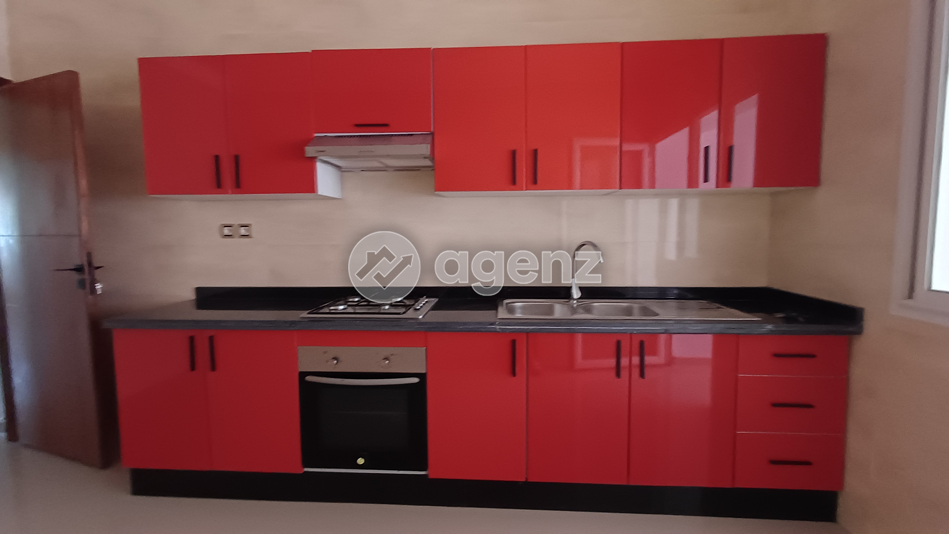 Appartement à louer - Refait à neuf — 3