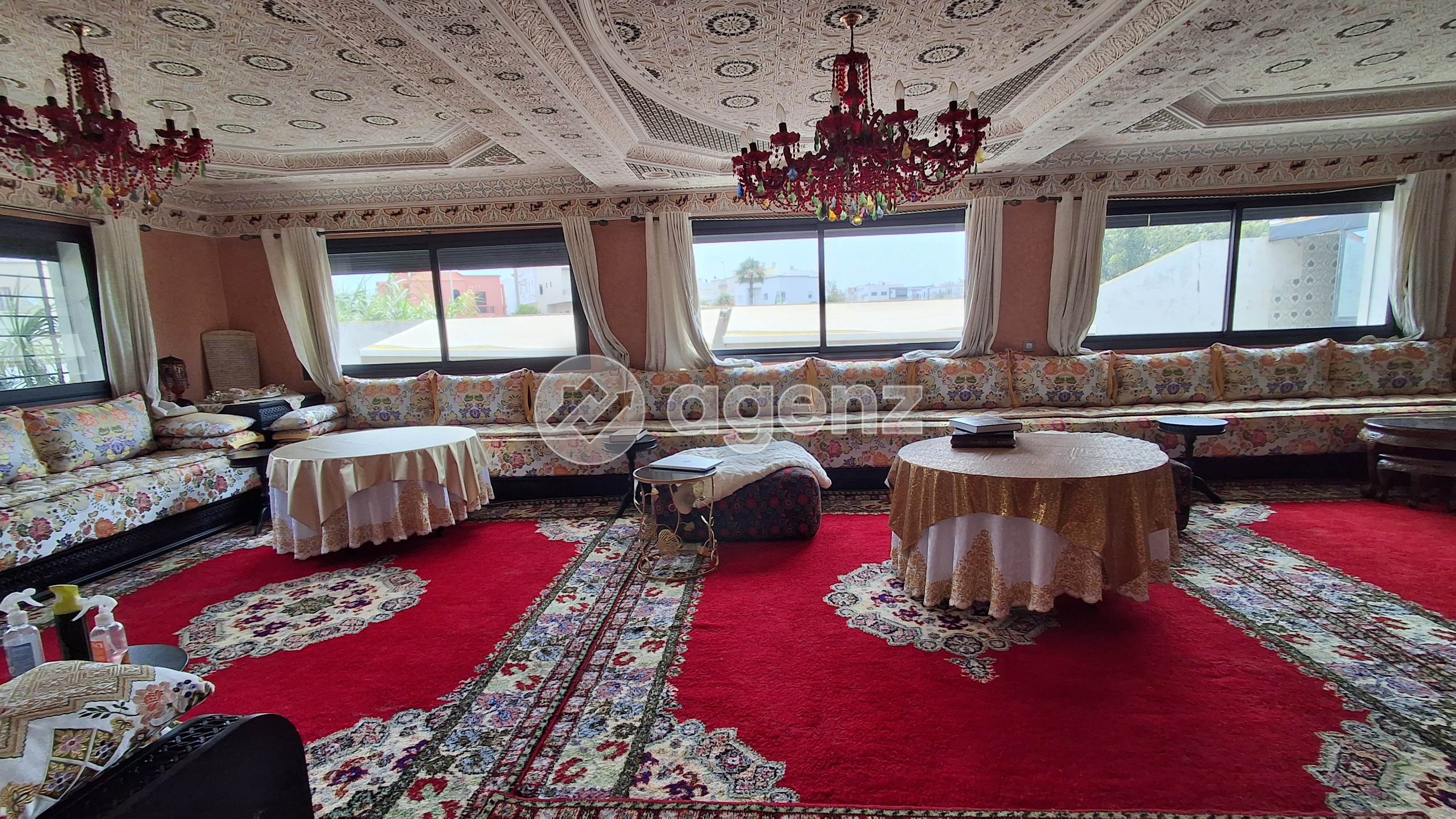 Villa familiale avec piscine - Offrez-vous le confort
