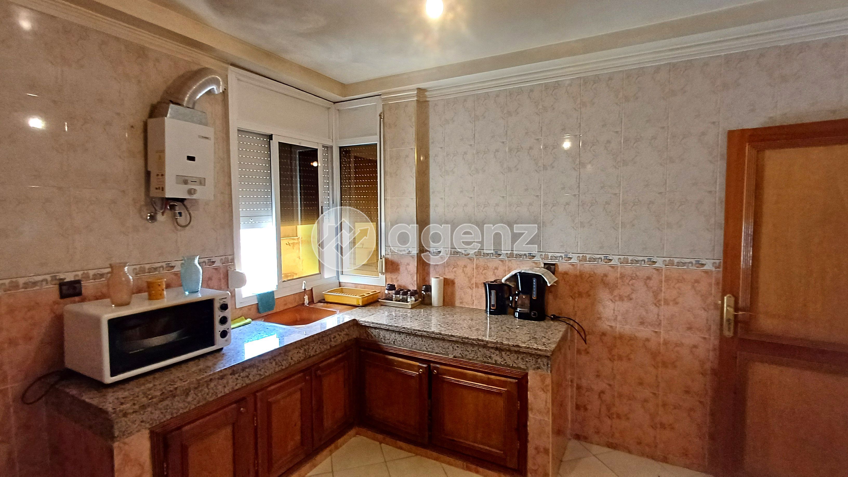 Appartement 100 m² à Hay Badr — 3