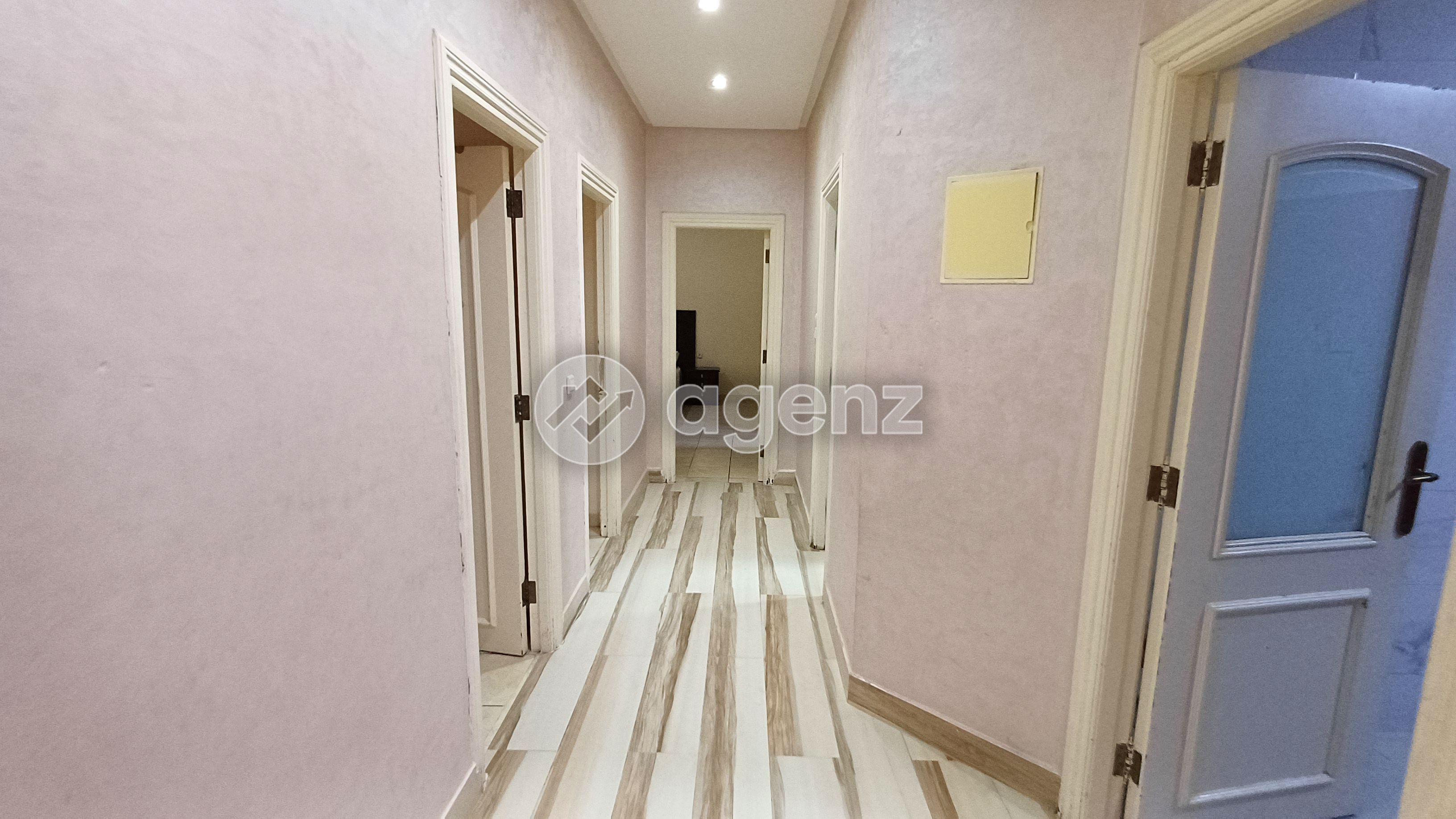 APPARTEMENT FAMILIAL À TANGER – SUITE PARENTALE ET PARKING PRIVÉ — 4