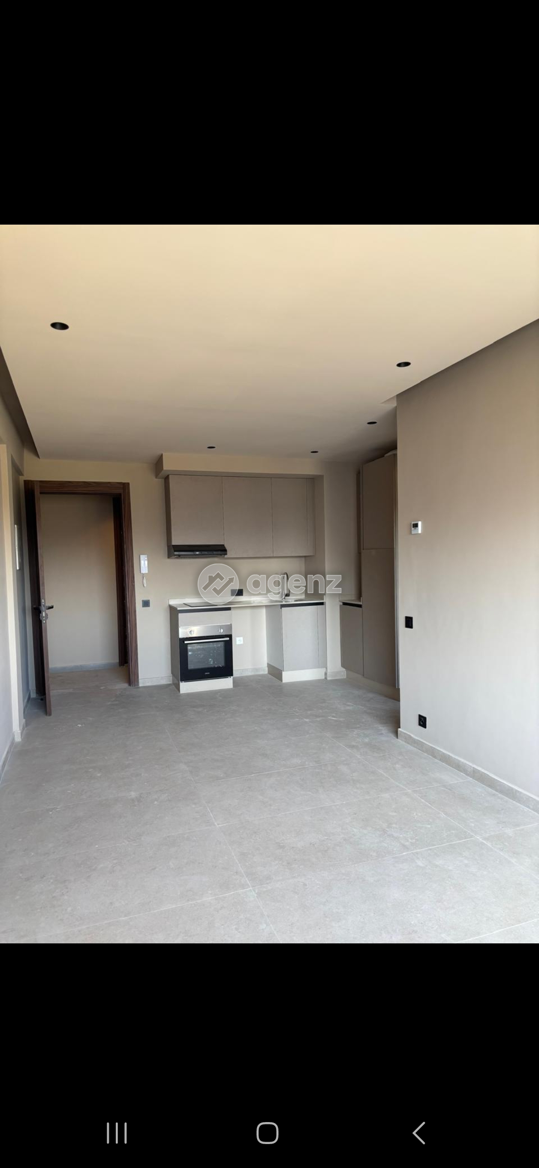 Prestigieux Studio à louer à Riviera — 2