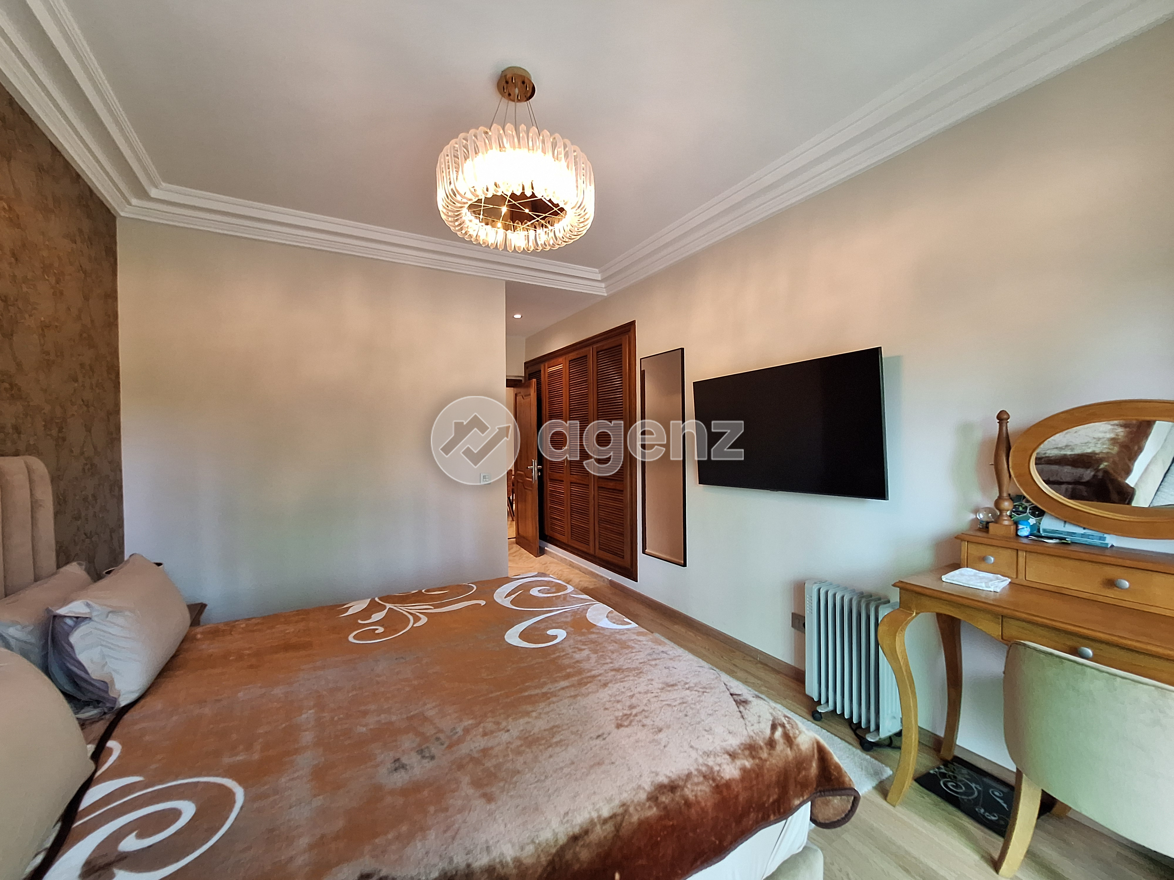 Appartement spacieux – 2 Mars, résidence fermée — 2