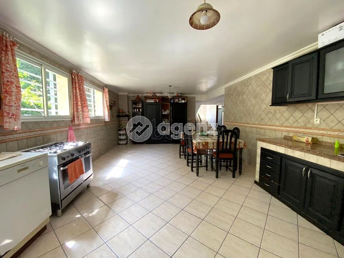 Villa de luxe 456m² 
Dar Bouazza 
Bon Emplacement — 3