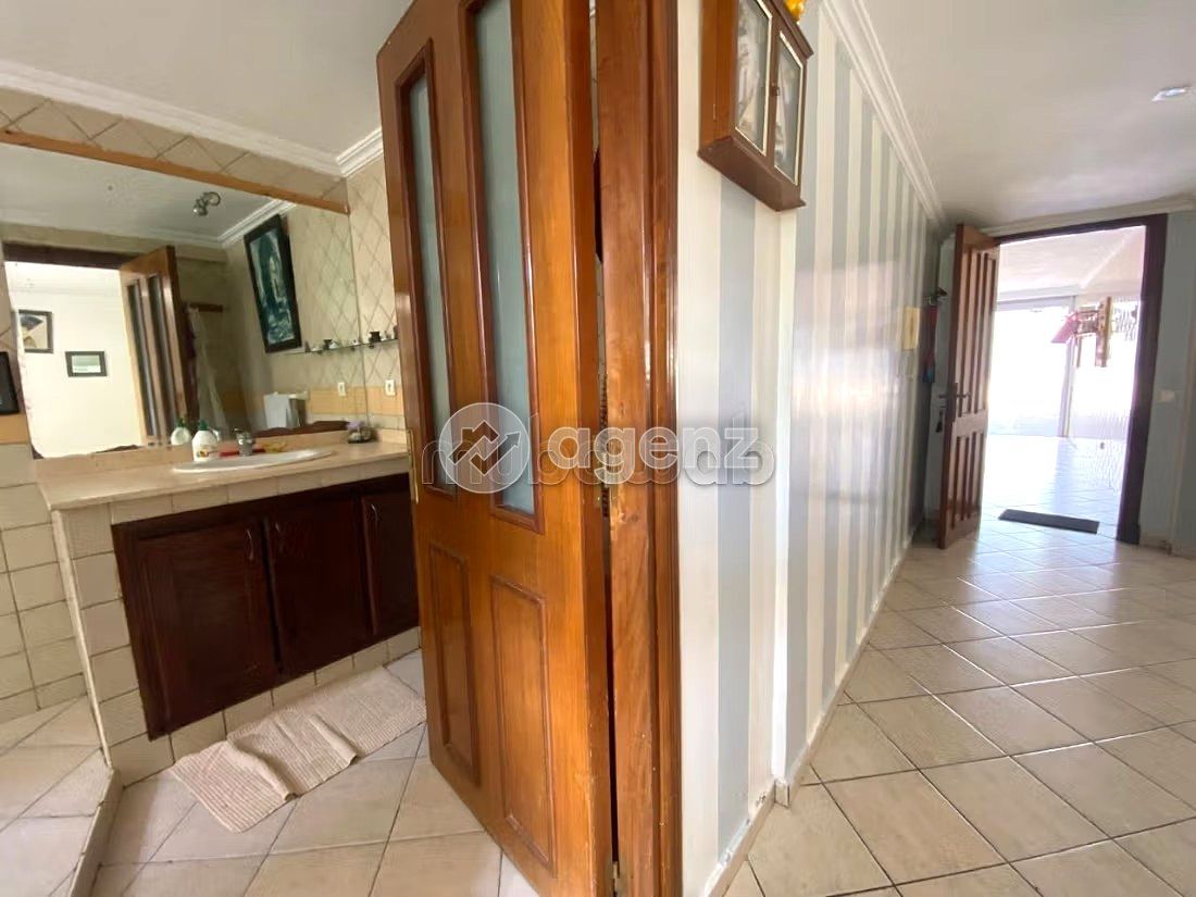 Villa de luxe 456m² 
Dar Bouazza 
Bon Emplacement — 5