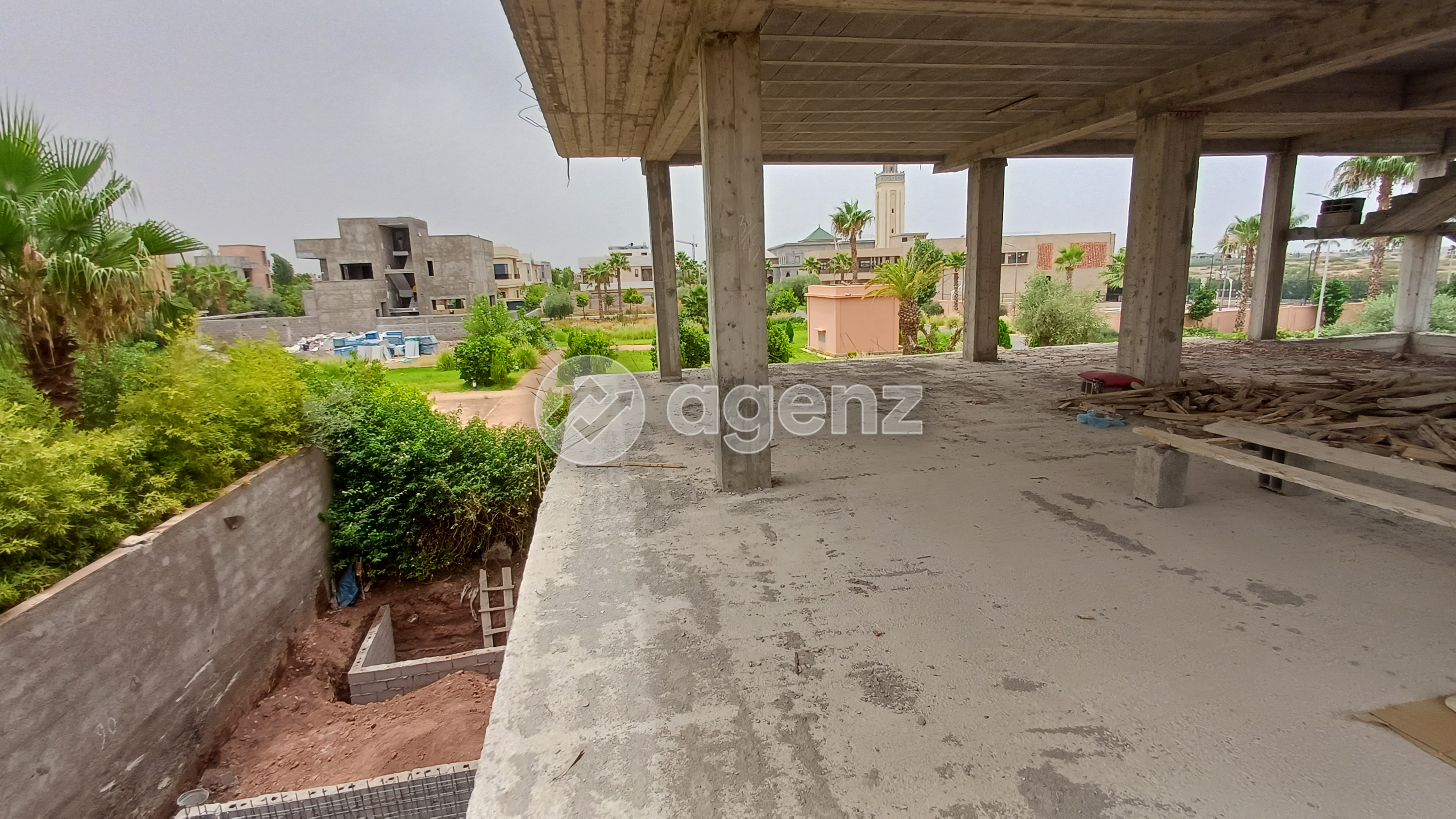 Villa semi-finie,549 m² à Tassoultante — 2