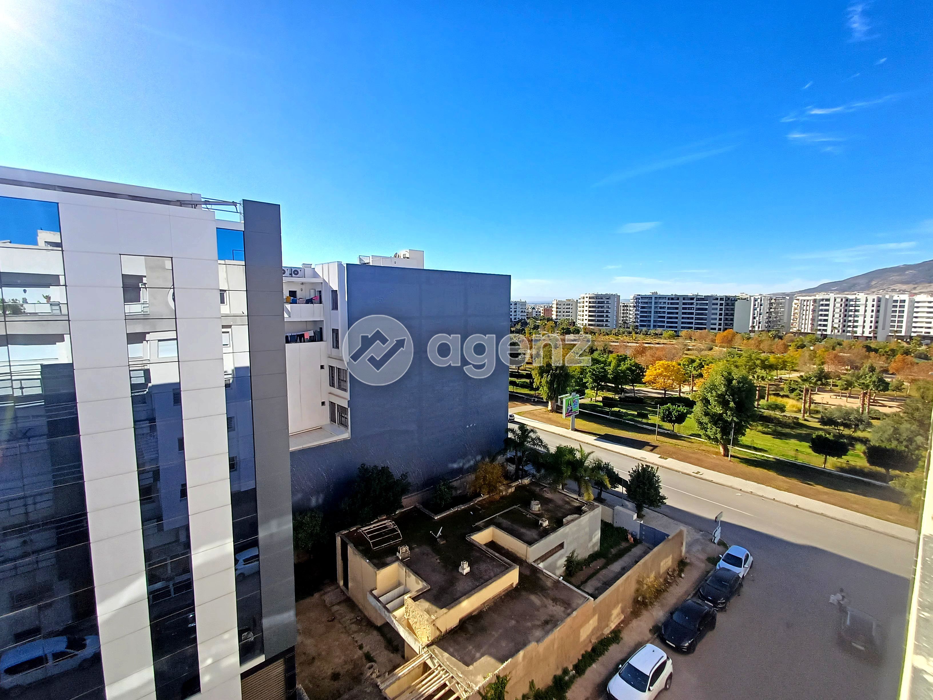 Authentique Appartement de 4 chambres à vendre à Nouvelle Ville — 5