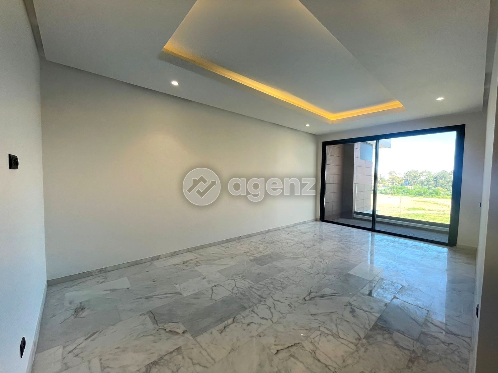 Élégant Appartement de 2 chambres à louer à Casablanca Finance City — 4