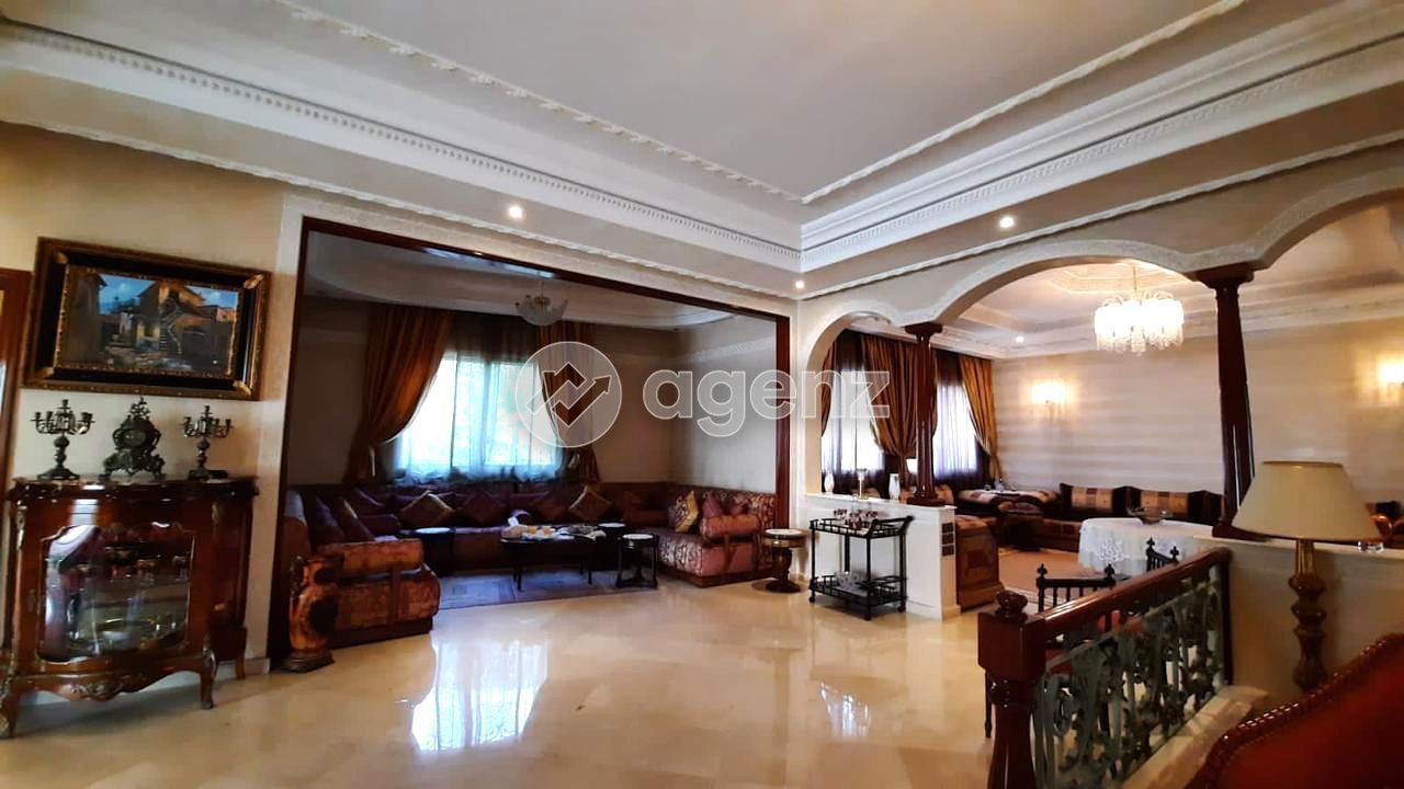 Luxueux Villa de 5 chambres à vendre à Ain Diab Extension — 2