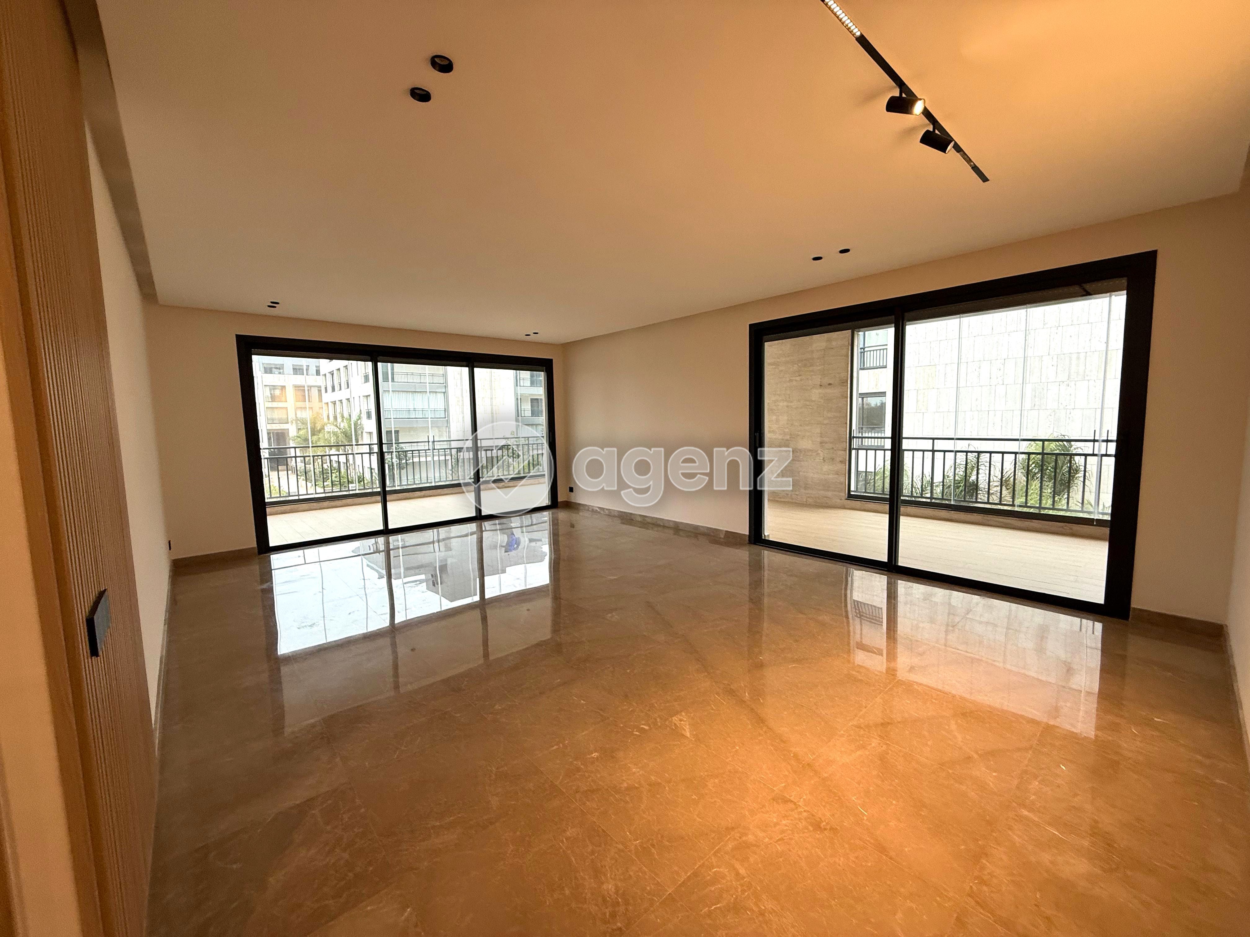 Prestigieux Appartement de 3 chambres à louer à Souissi
