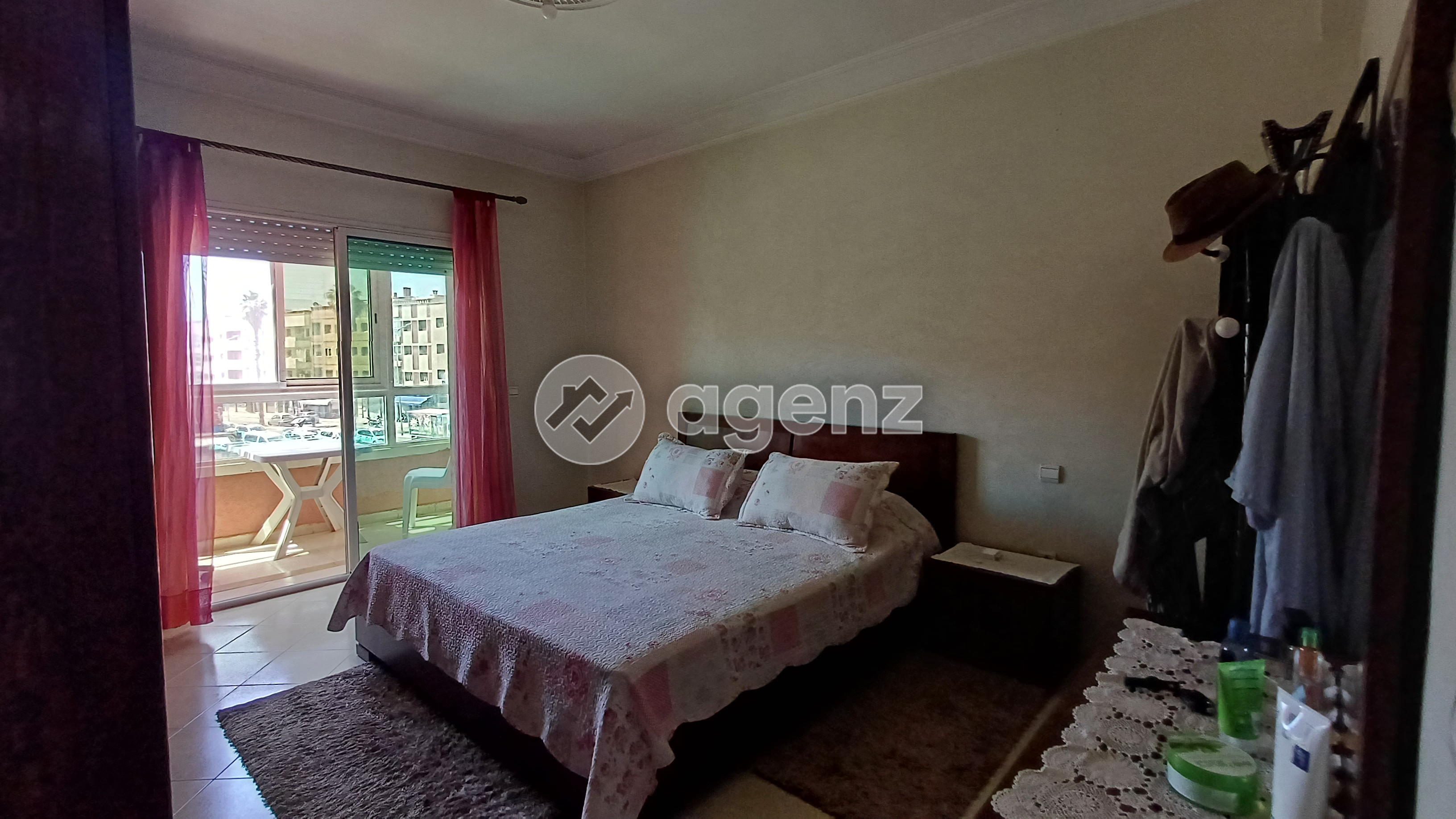 Authentique Appartement de 3 chambres à vendre à Bd Palestine — 2