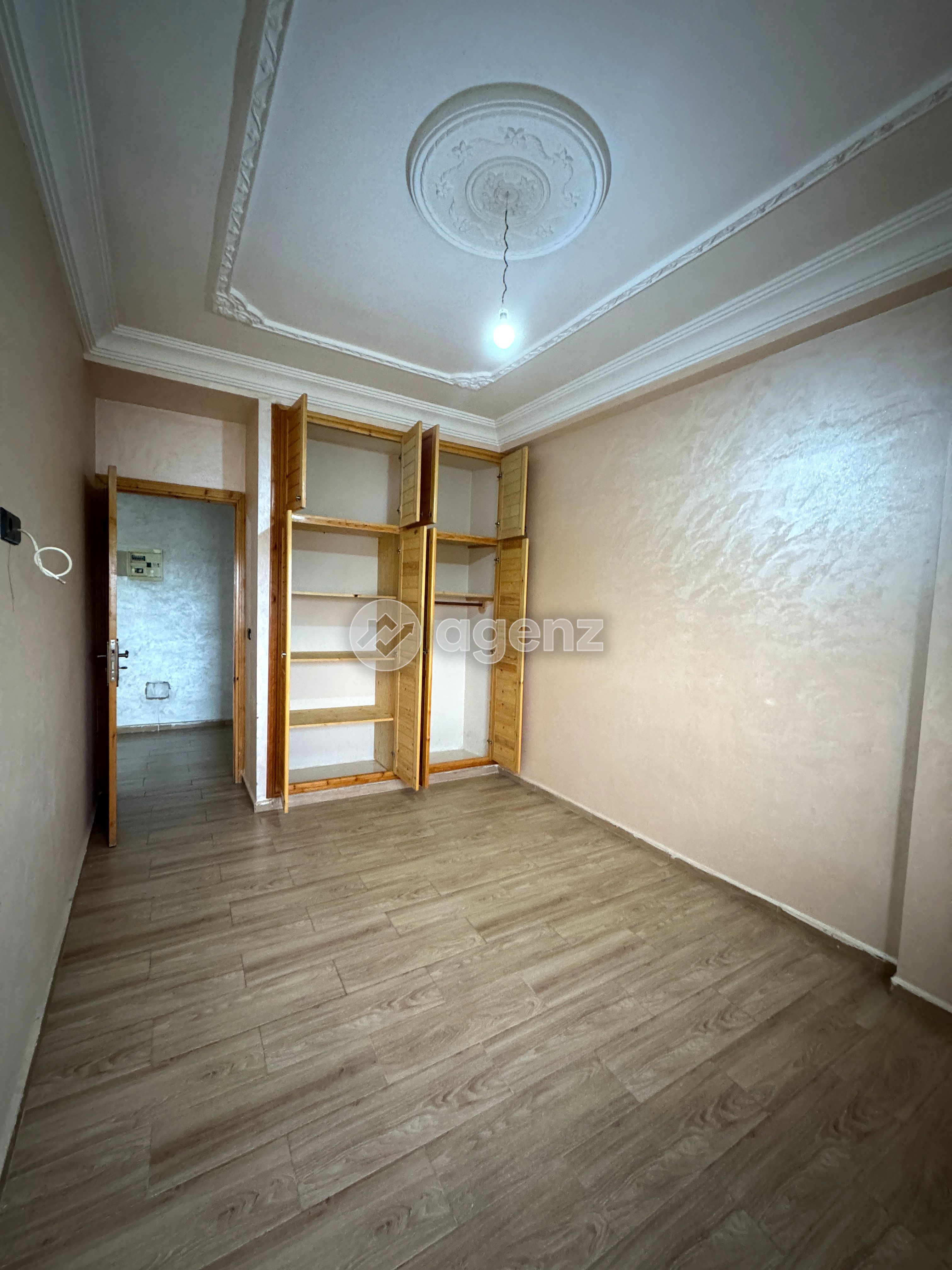 Splendide Appartement de 3 chambres à vendre — 2