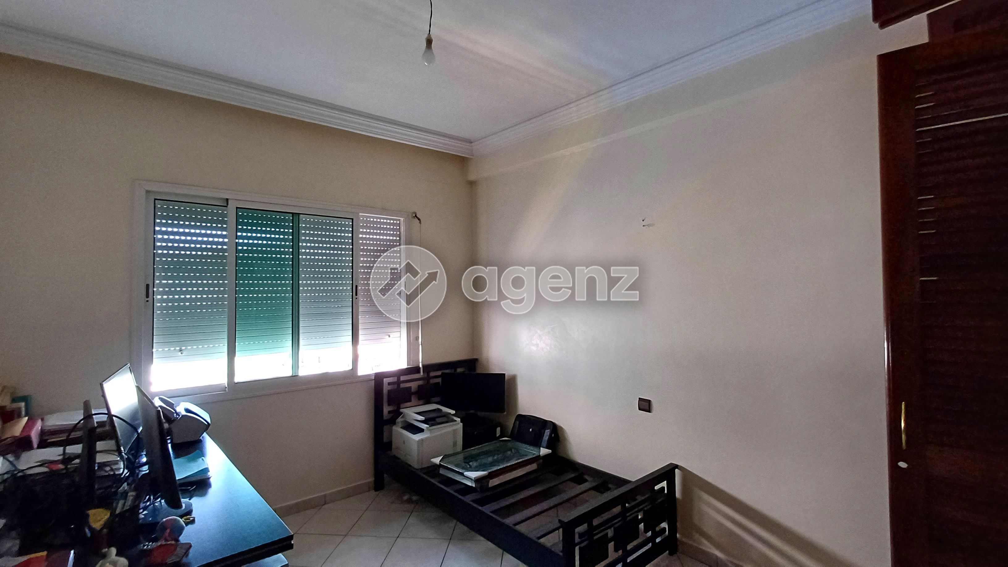Magnifique Appartement de 2 chambres à vendre à Bab Mansour — 3