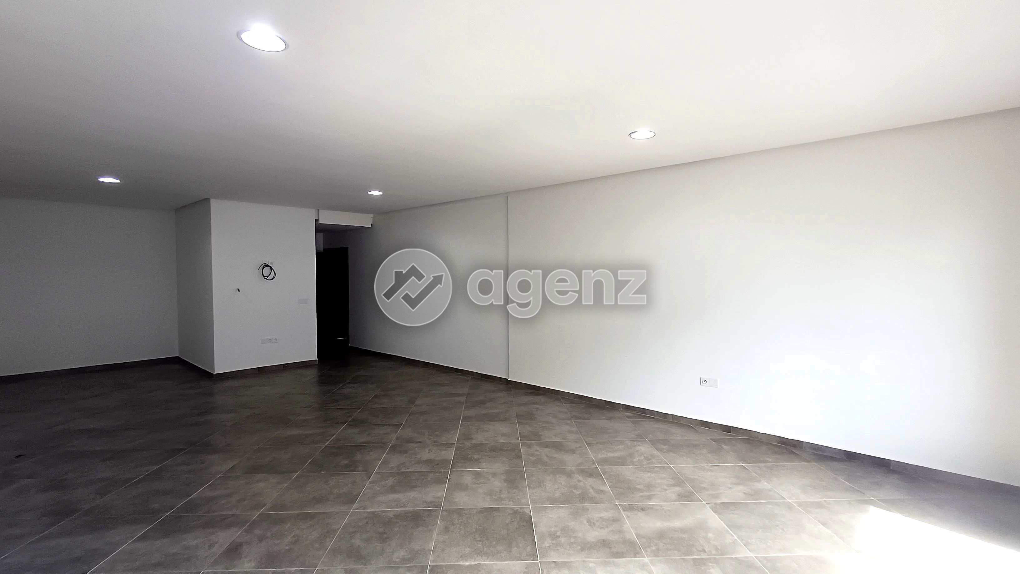 BUREAU 65 M² À NOUVELLE VILLE FÈS — 3