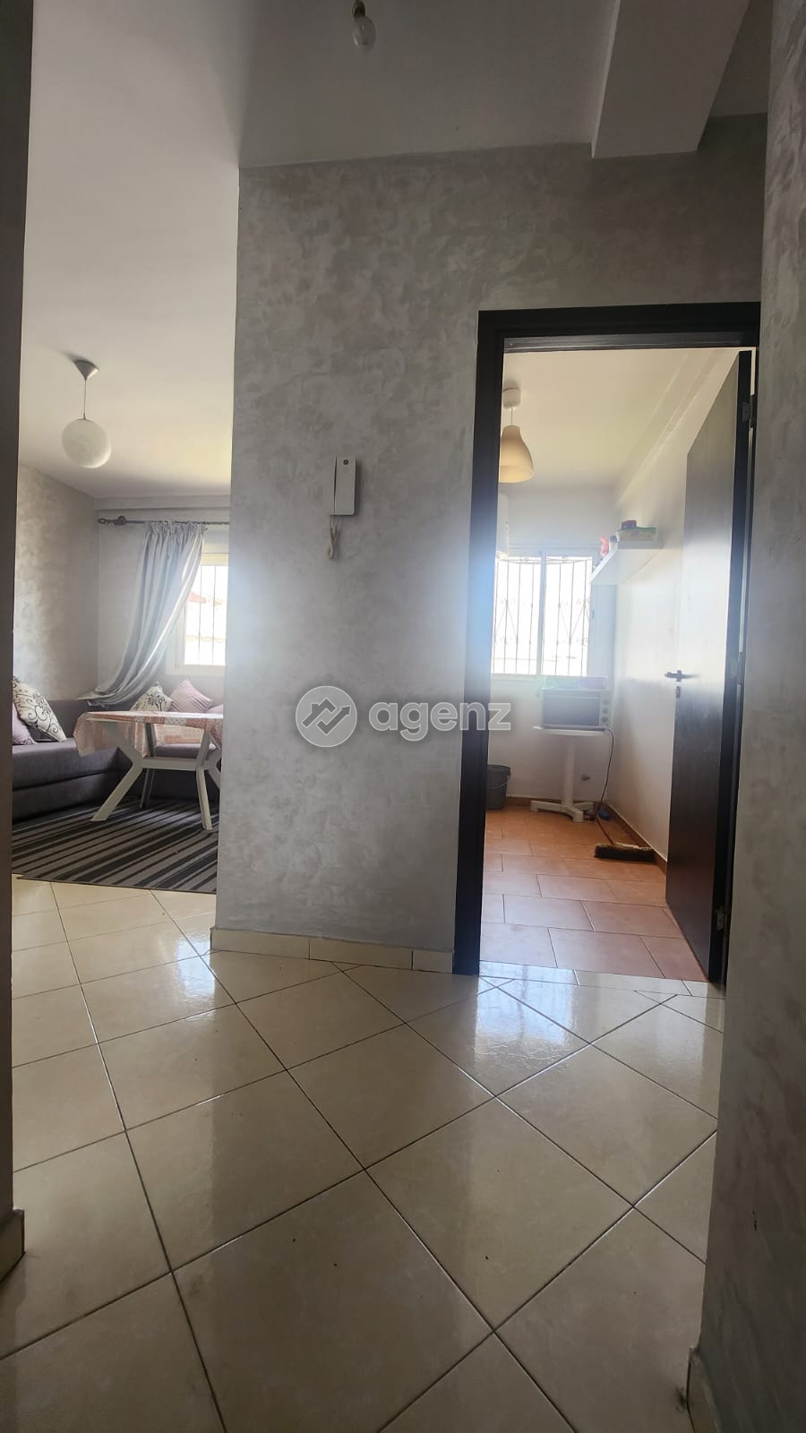 Superbe Appartement de 2 chambres à vendre à Bouskoura — 2