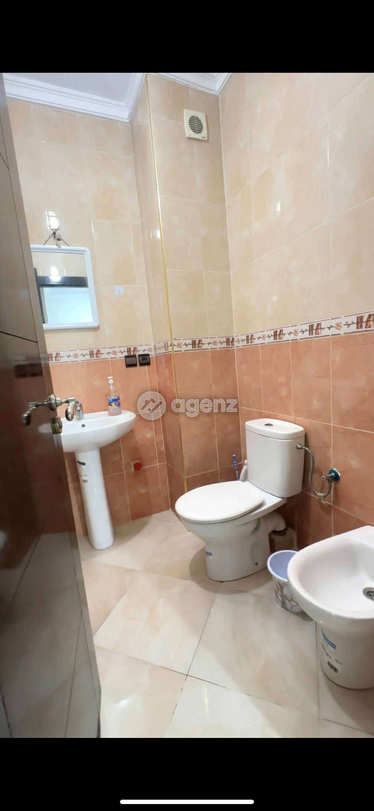 Prestigieux appartement de 2 chambres à louer à Riyad sallam 