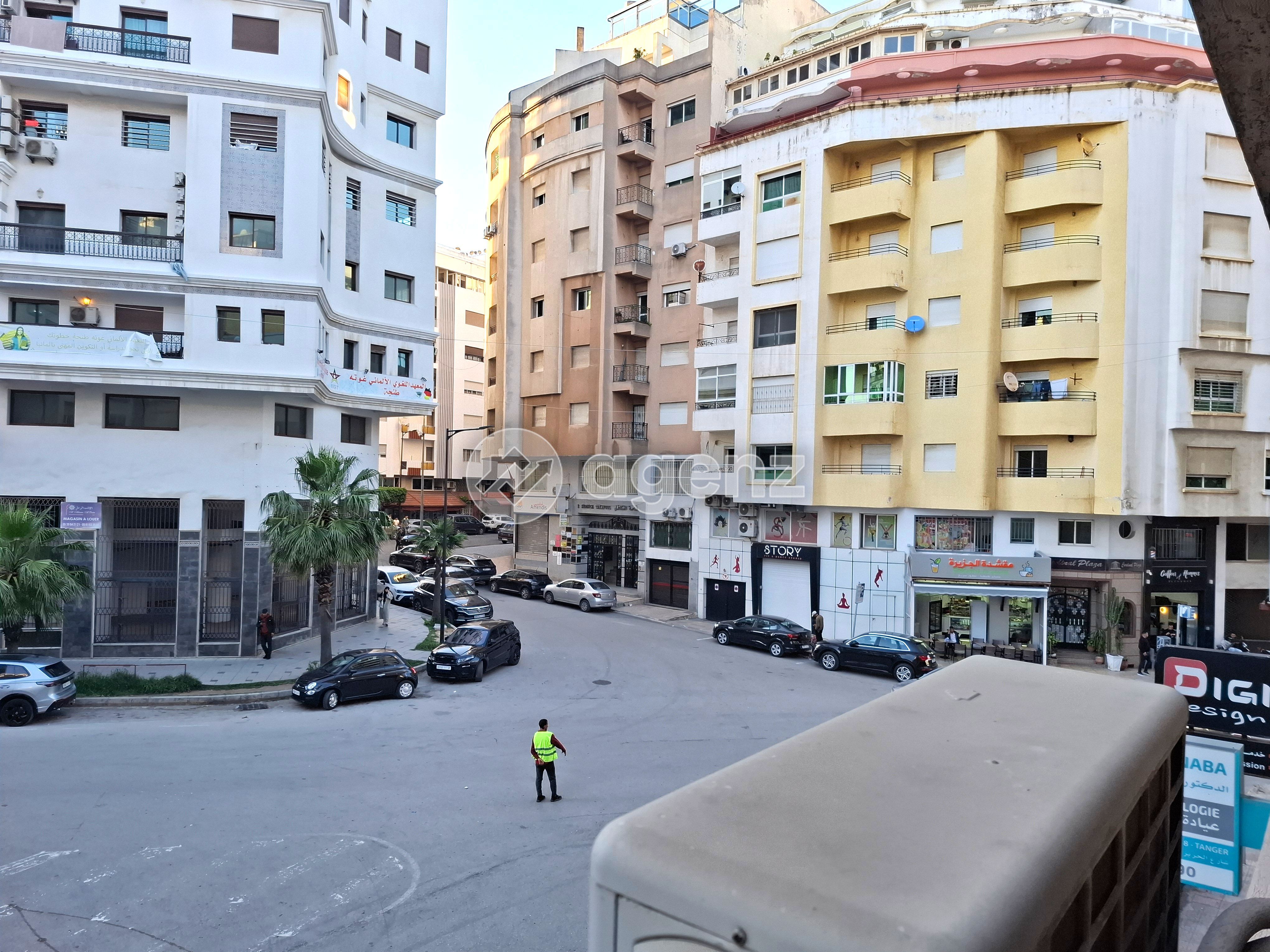 Exceptionnel Bureau à louer au centre ville Tanger — 2