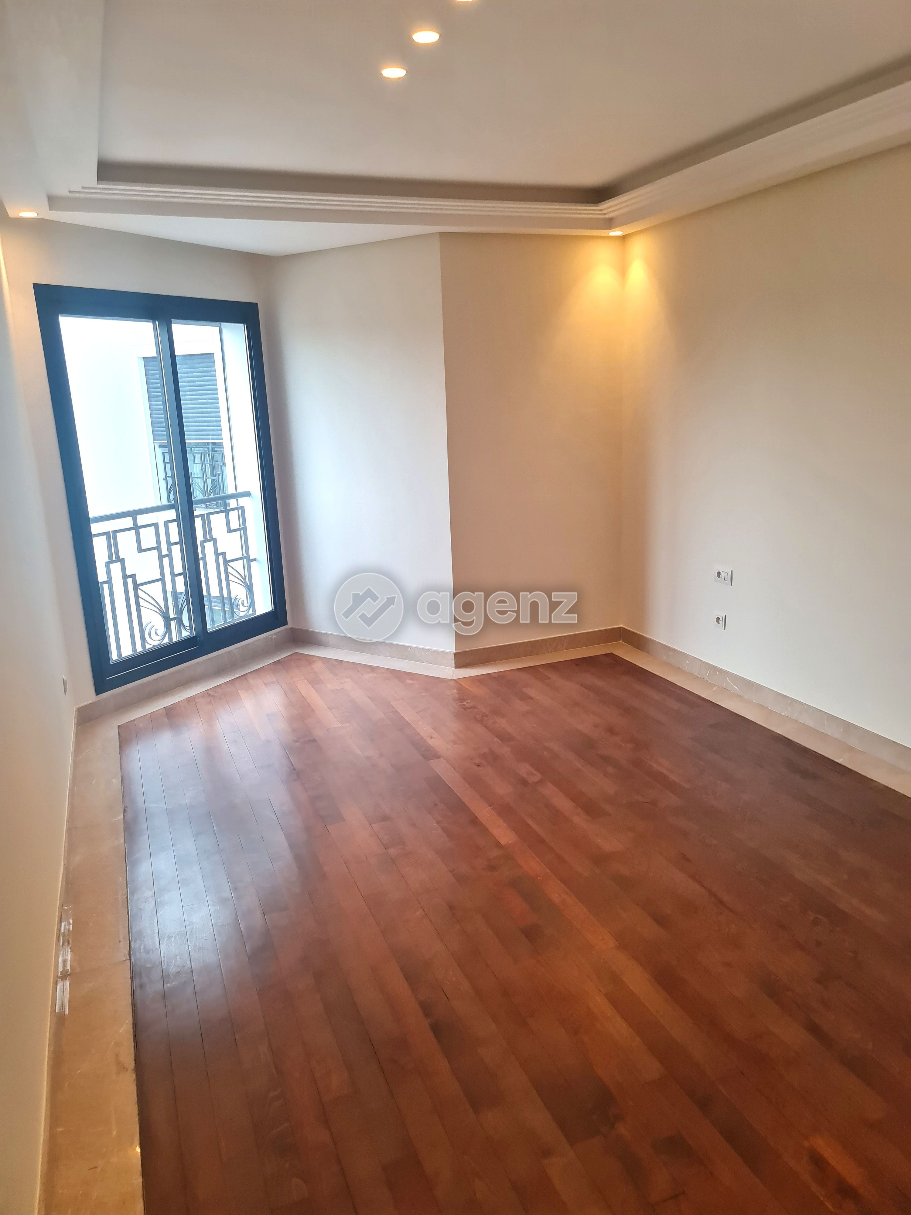 Appartement à louer à Val d'anfa — 2