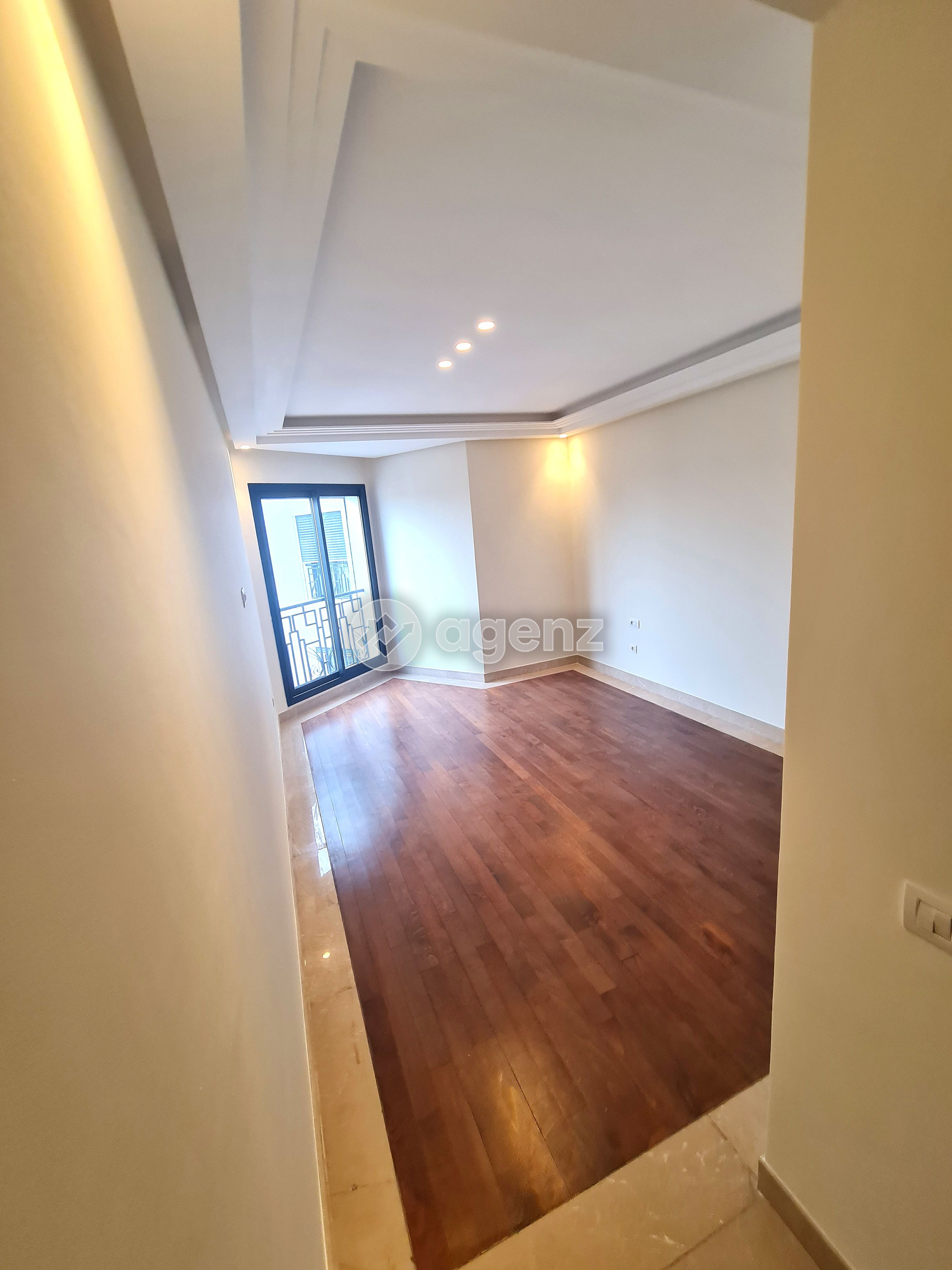 Appartement à louer à Val d'anfa — 4
