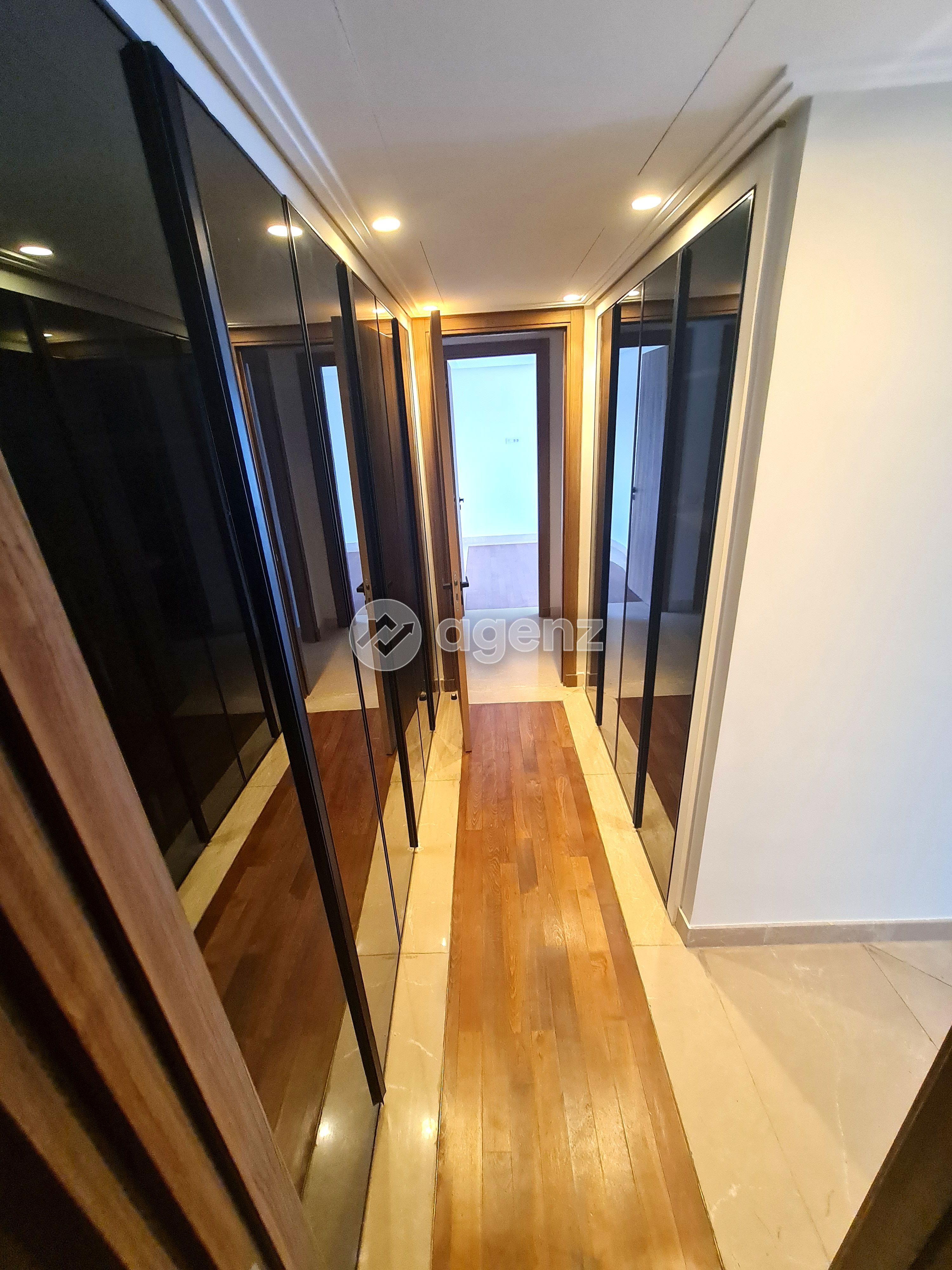 Appartement à louer à Val d'anfa — 5