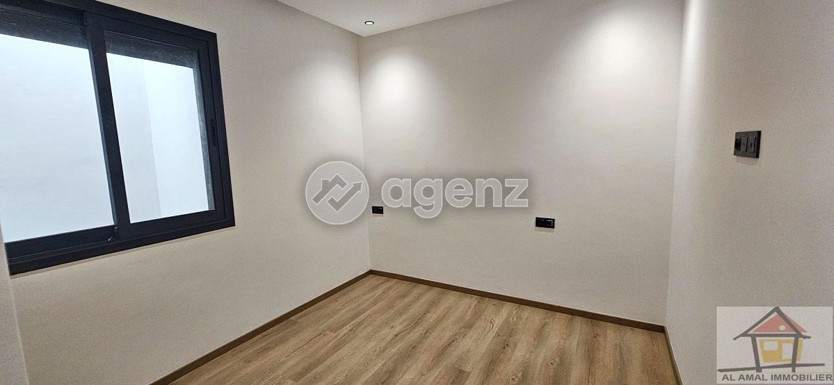 Moderne Appartement de 2 chambres à louer à Les Hôpitaux Hopitaux appartement location  vide neuf 2 chambres  — 4