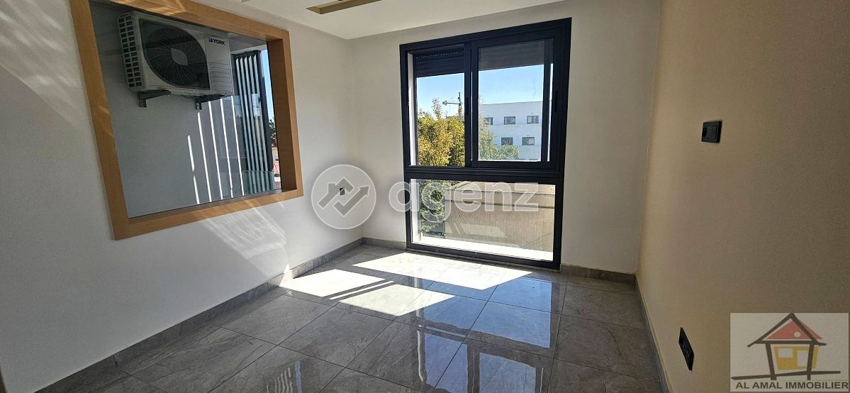 Moderne Appartement de 2 chambres à louer à Les Hôpitaux Hopitaux appartement location  vide neuf 2 chambres 