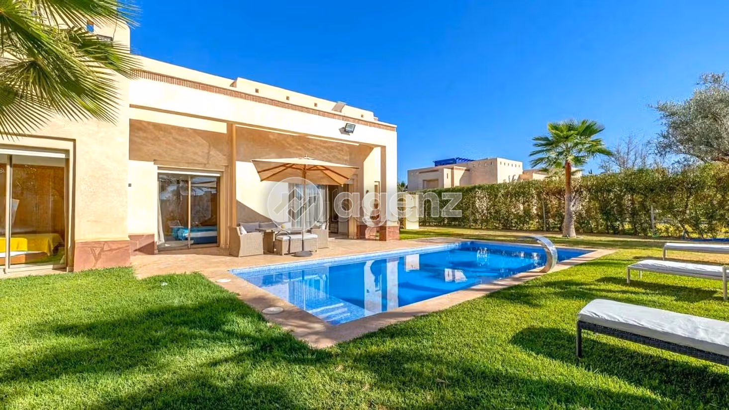 Vente villa avec VNA 
route de Fès 
Marrakech