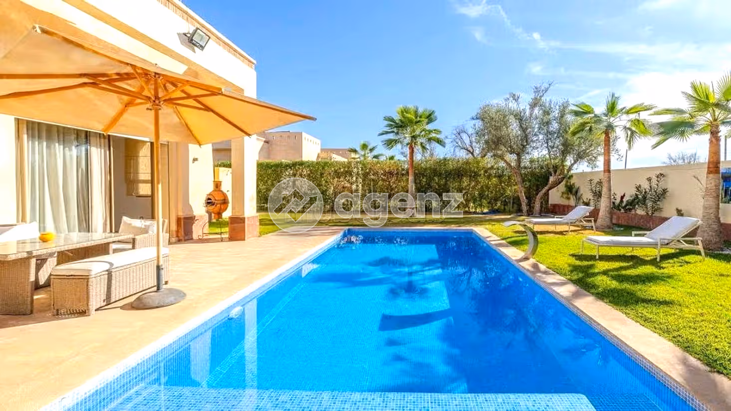 Vente villa avec VNA 
route de Fès 
Marrakech — 2