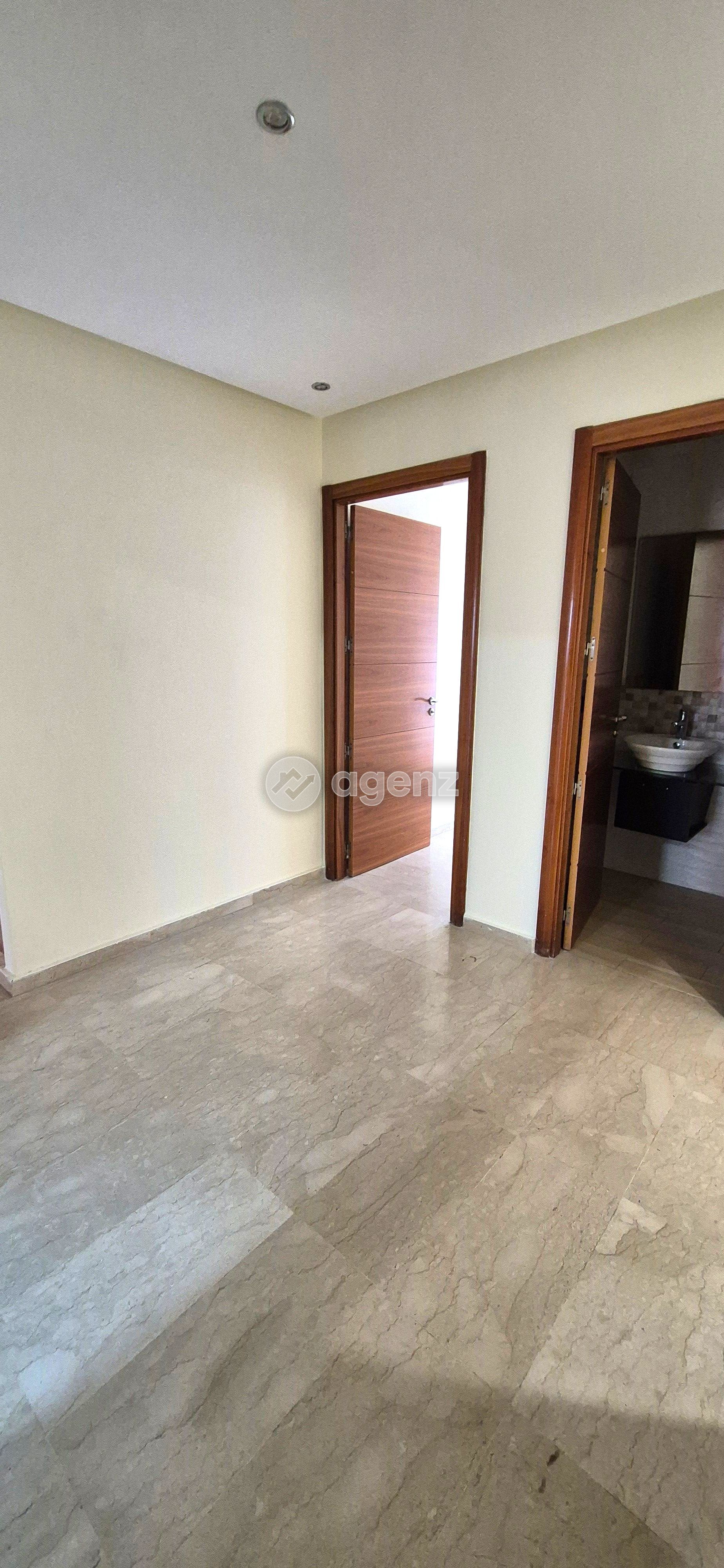 Appartement à louer à Racine — 5