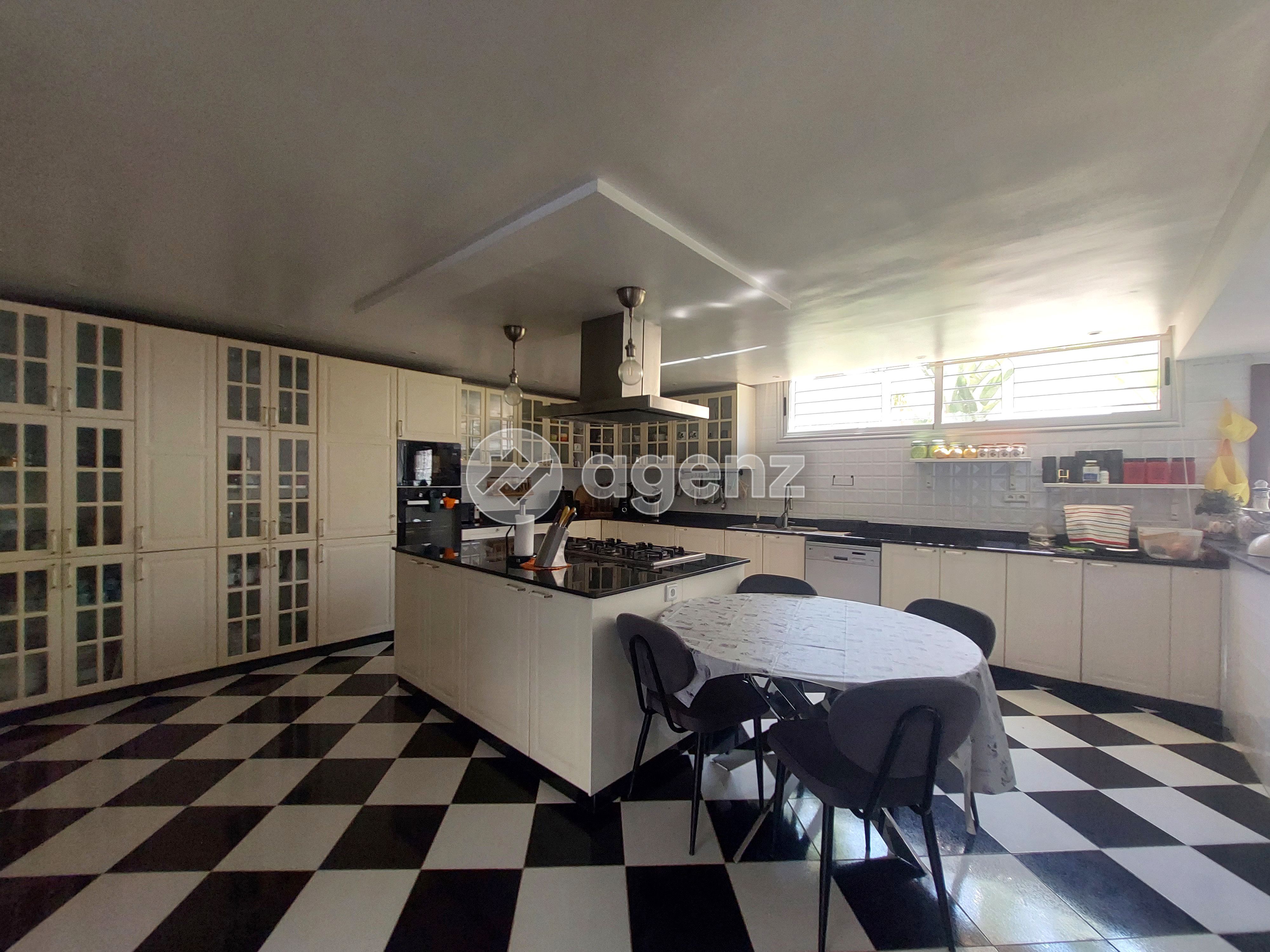 Villa de 390 m² à Dar Bouazza - Tamaris — 5